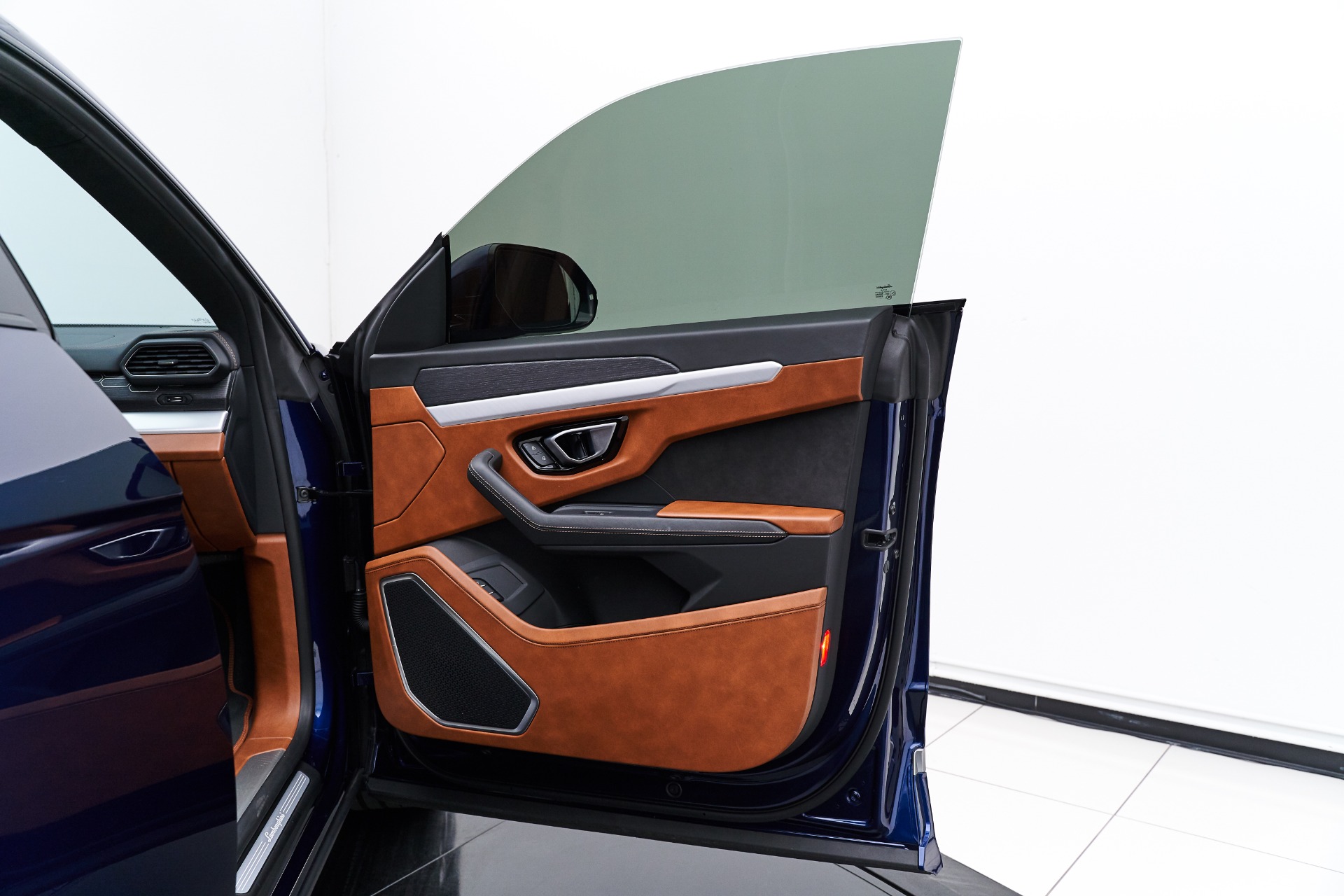 ALLYOURS ウヌセット Used 2020 Lamborghini Urus Base For Sale (Sold) | Lotus Cars