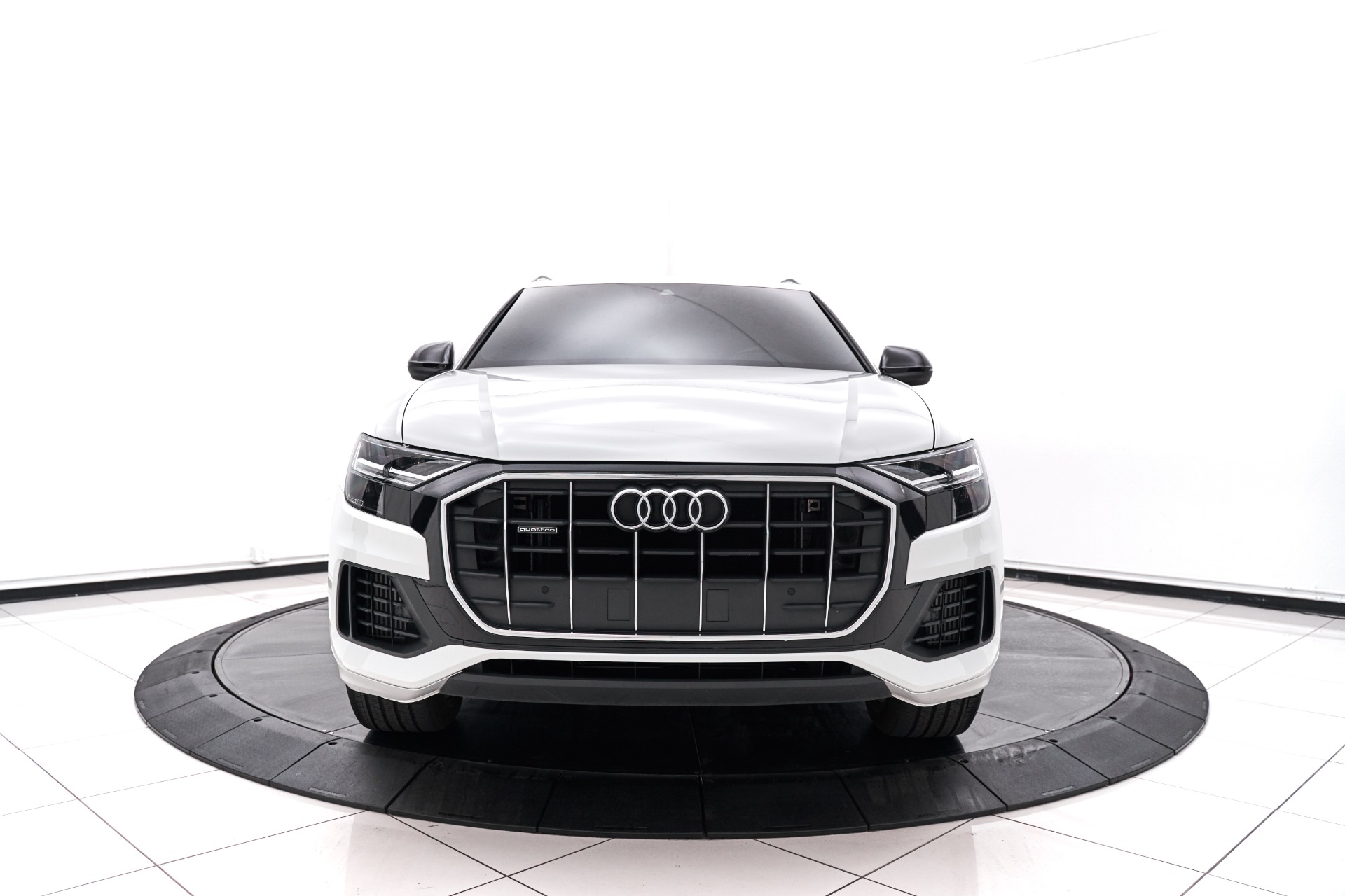 Grille Kit |AUDI Q8 PREMIUM 2020 Grille Kit |AUDI Q8 PREMIUM 2020