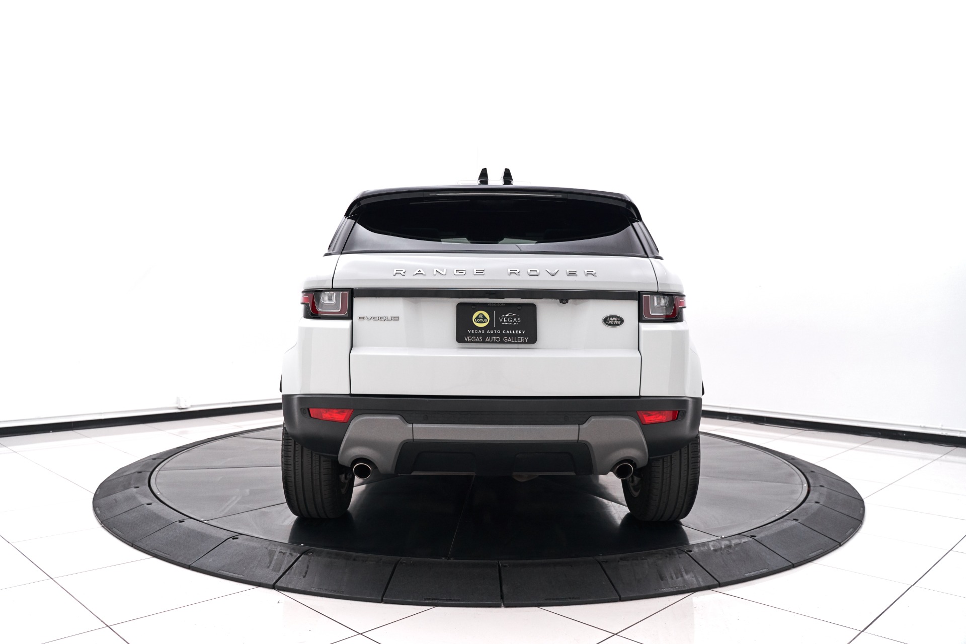Trunk Lid Kit | LAND ROVER RANGE ROVER EVOQUE 2018 Trunk Lid Kit | LAND ROVER RANGE ROVER EVOQUE 2018