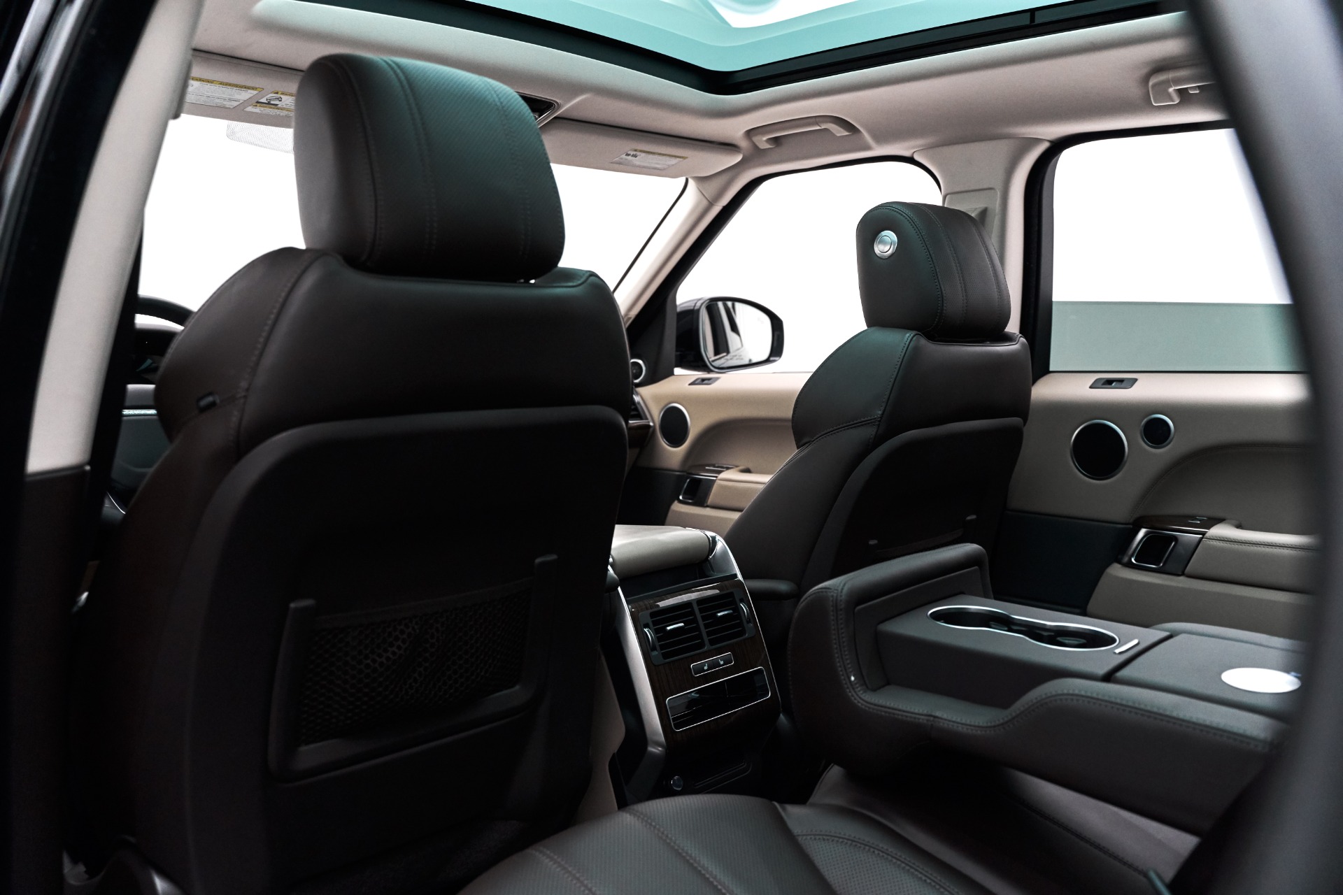 Range Rover Interior 2017 India | Cabinets Matttroy