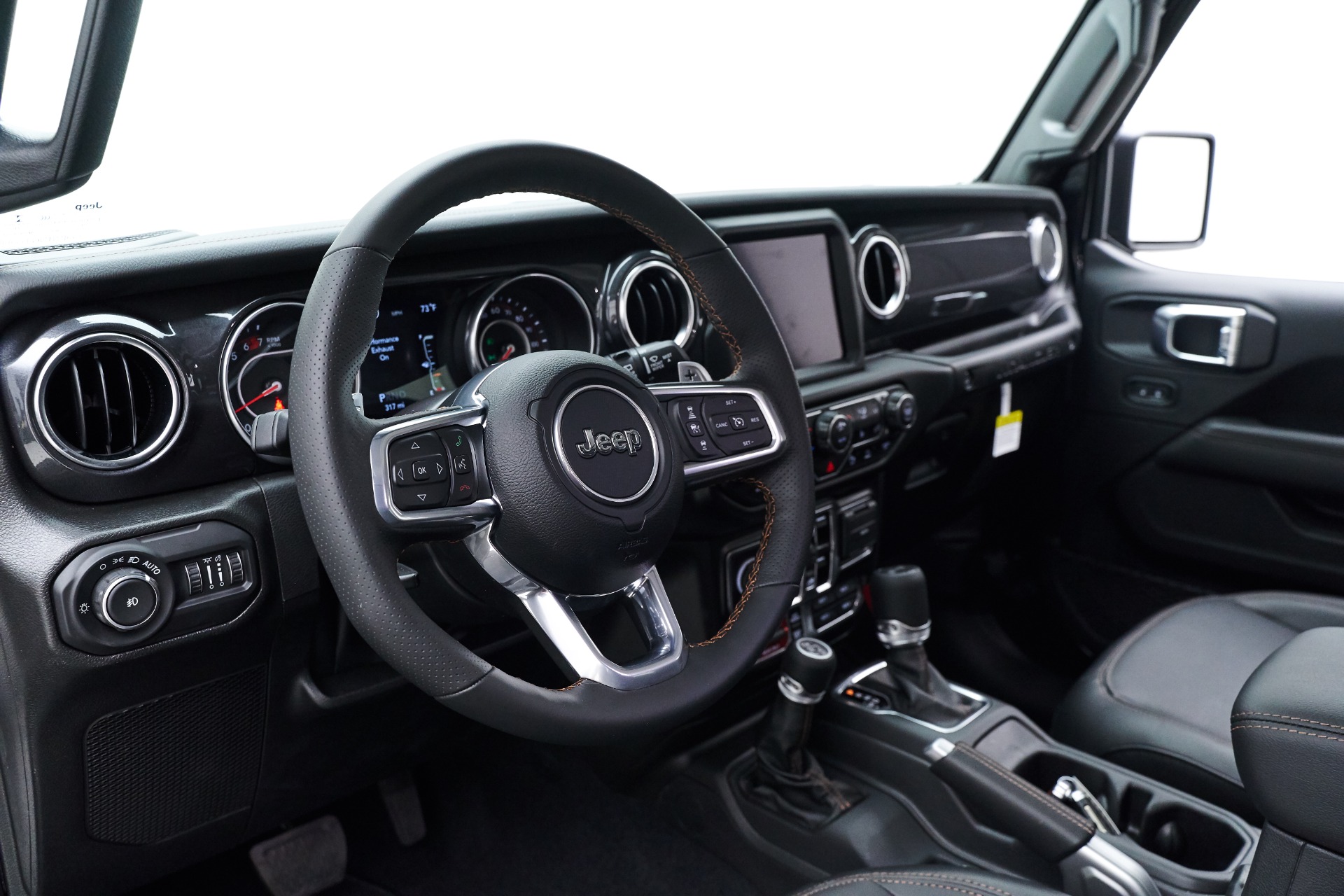 Jeep 2022 Wrangler Interior