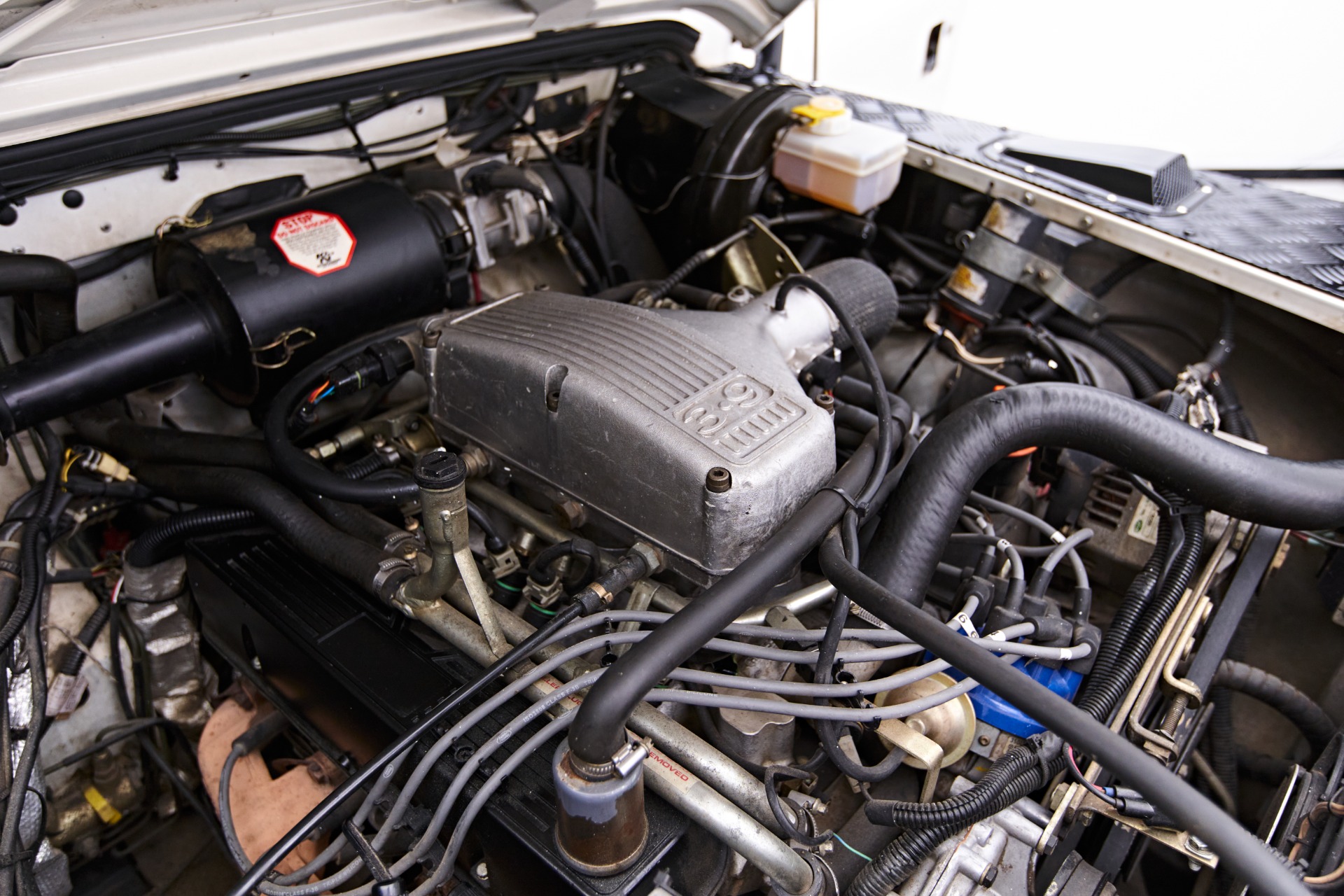 Land rover shop defender 3.9 v8