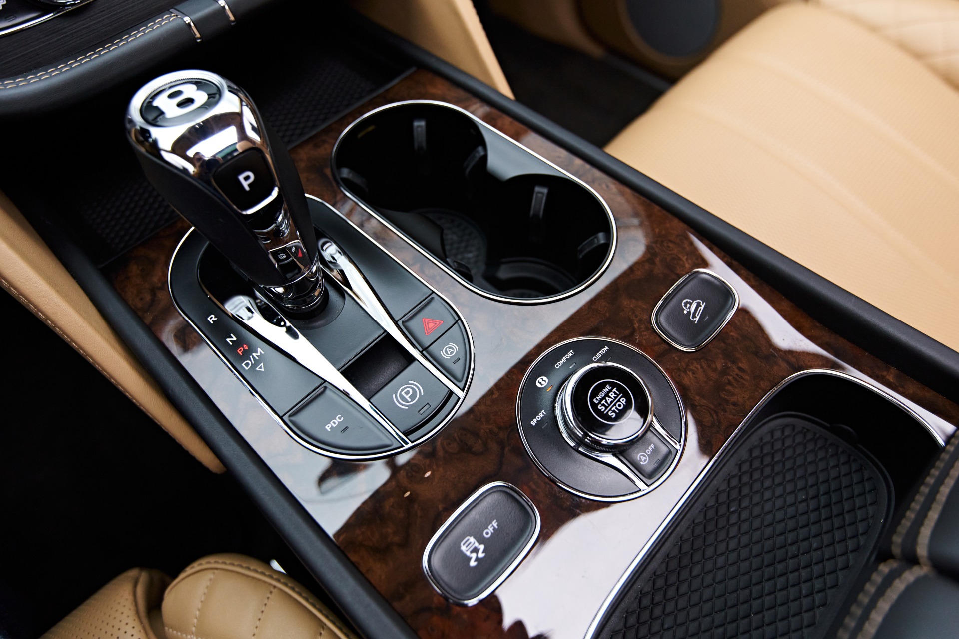 Used 2019 Bentley Bentayga V8 For Sale (Sold) | Lotus Cars Used 2019 Bentley Bentayga V8 For Sale (Sold) | Lotus Cars