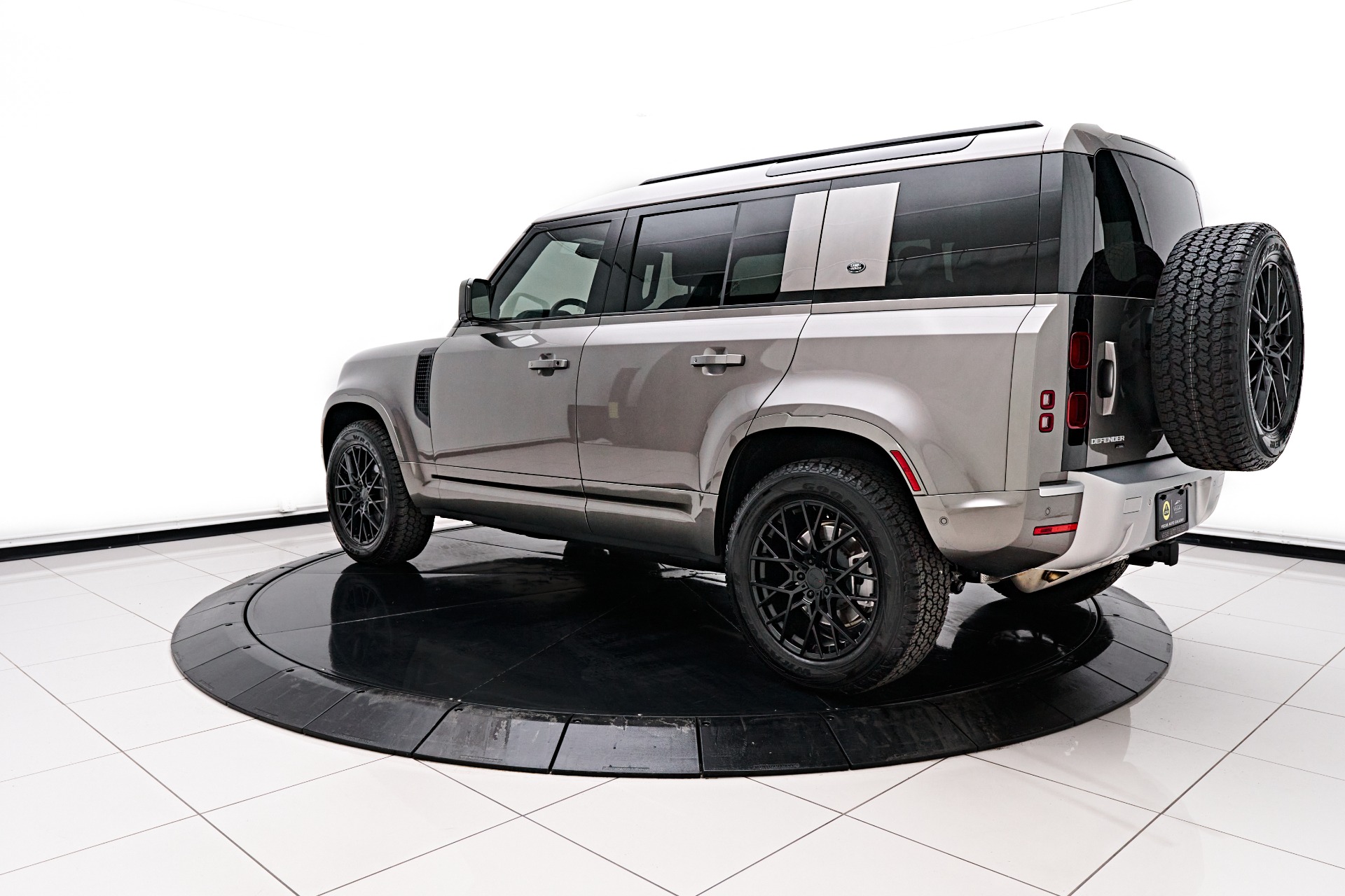 Roof Kit | LAND ROVER DEFENDER 110 XS EDITION 2022 Roof Kit | LAND ROVER DEFENDER 110 XS EDITION 2022
