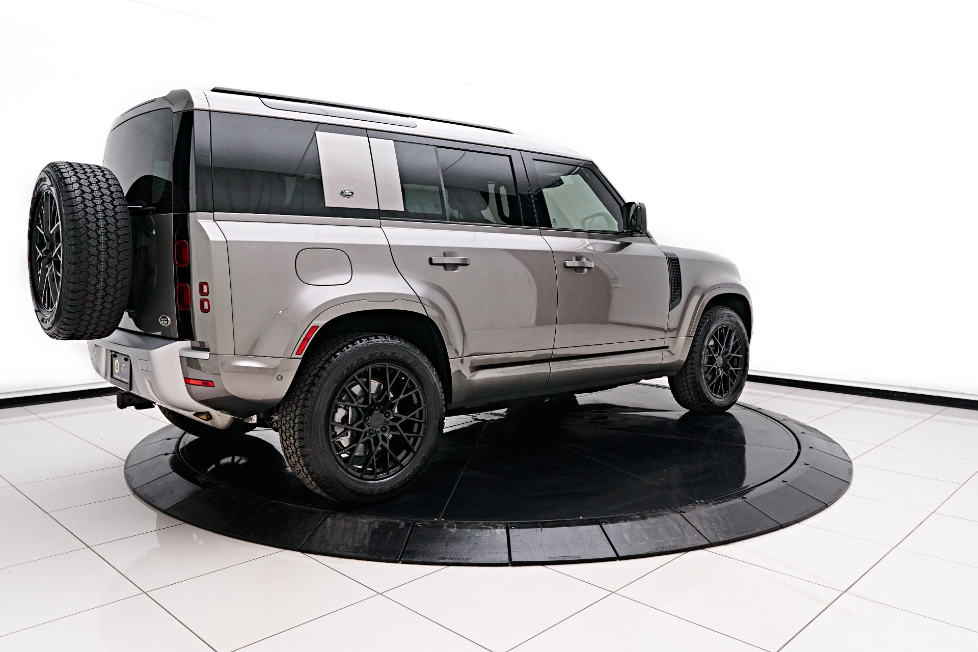 Roof Kit | LAND ROVER DEFENDER 110 XS EDITION 2022 Roof Kit | LAND ROVER DEFENDER 110 XS EDITION 2022