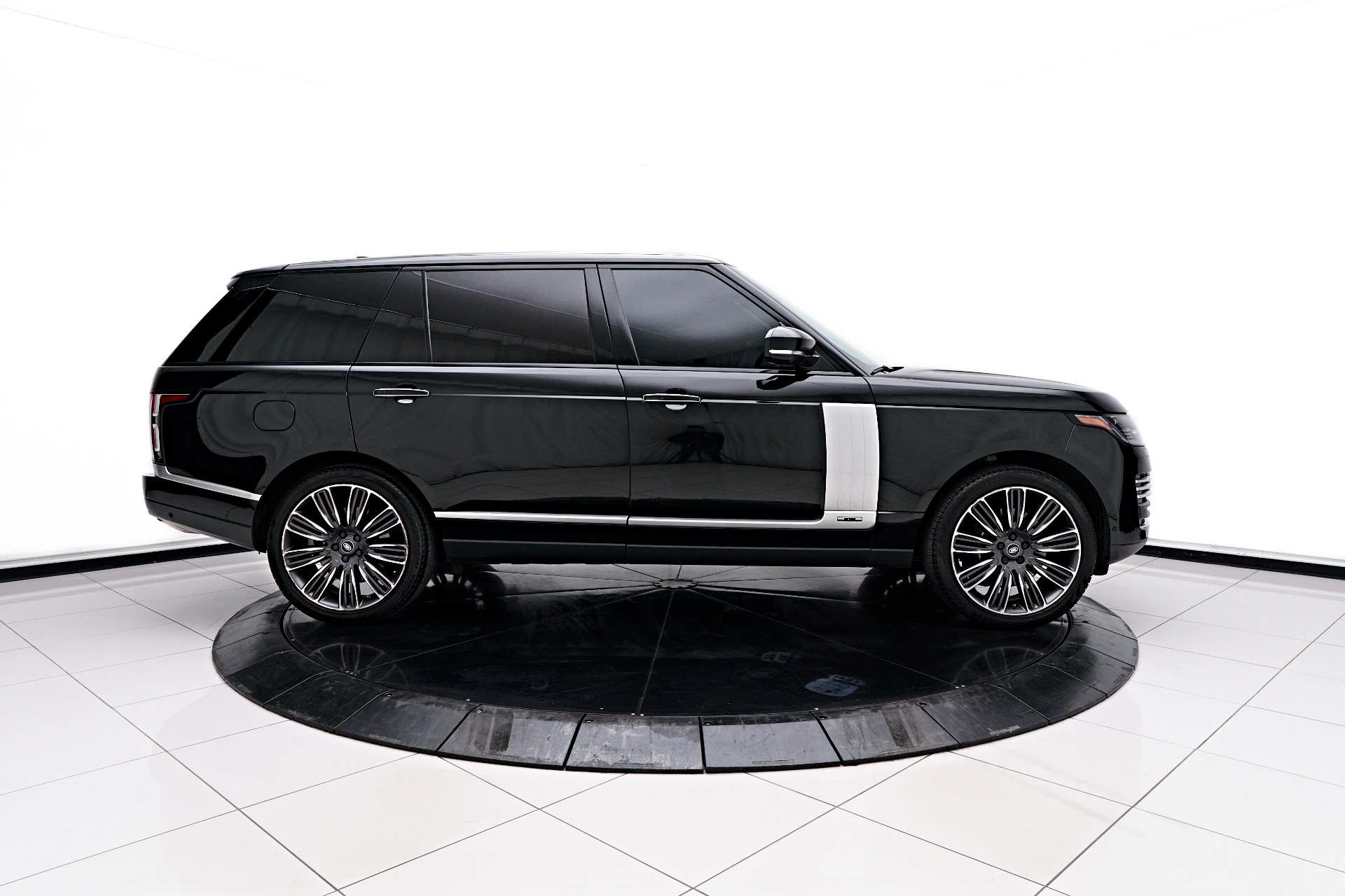 Full Fender and Mirror Kit | LAND ROVER RANGE ROVER AUTOBIOGRAPHY LWB 2020 Full Fender and Mirror Kit | LAND ROVER RANGE ROVER AUTOBIOGRAPHY LWB 2020
