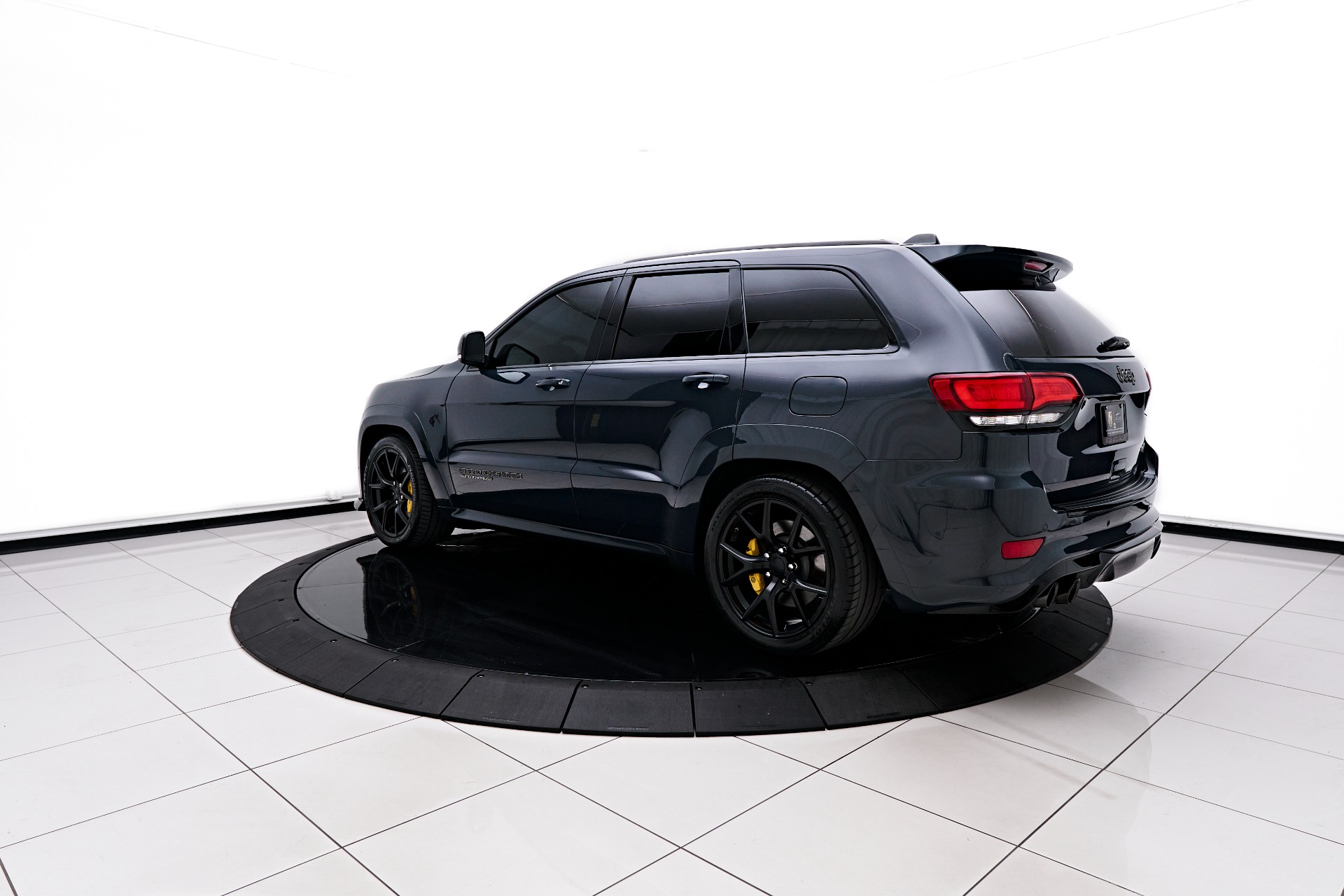 Jeep Grand Cherokee License Plates & Frames