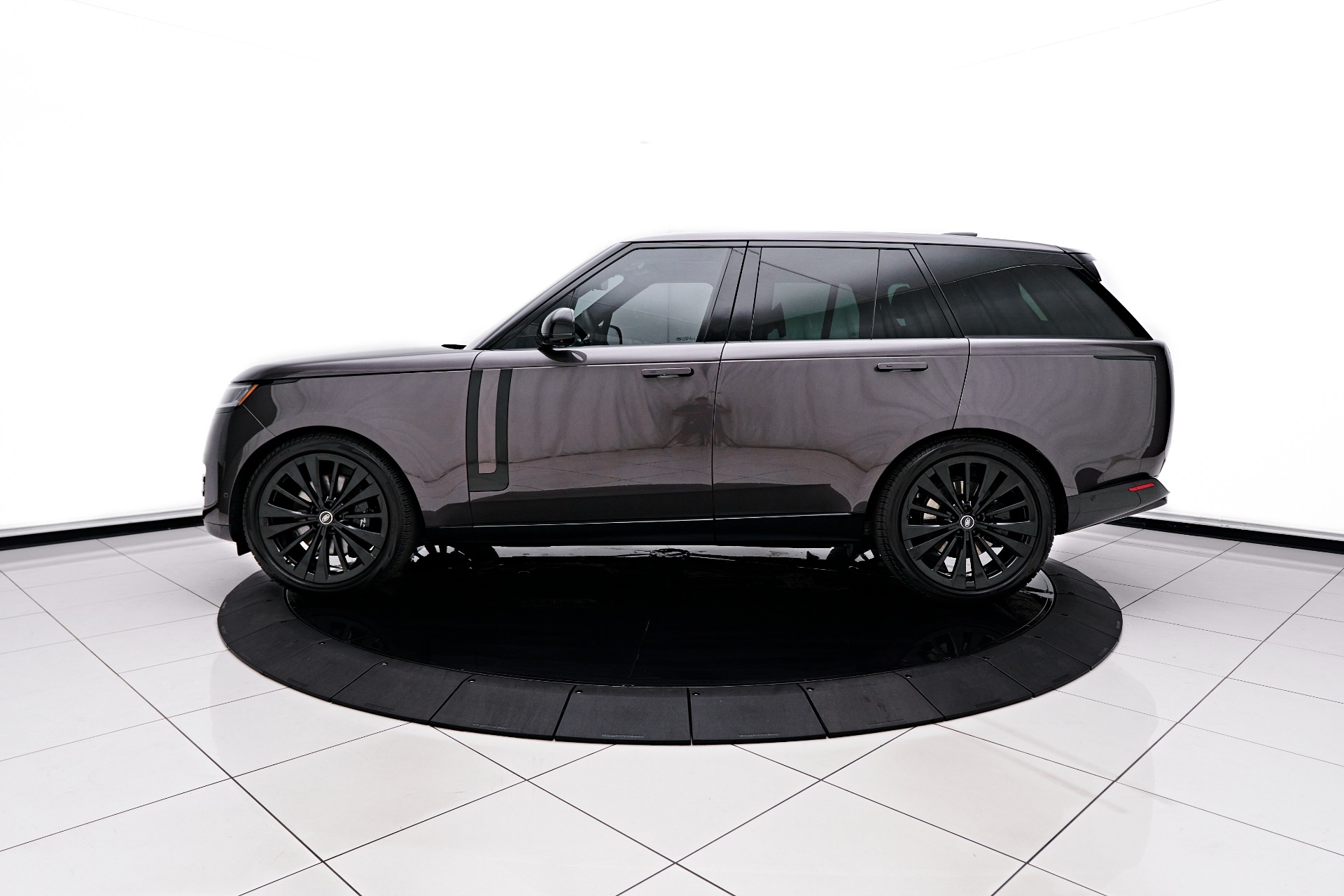 Used 2023 Land Rover Range Rover First Edition For Sale
