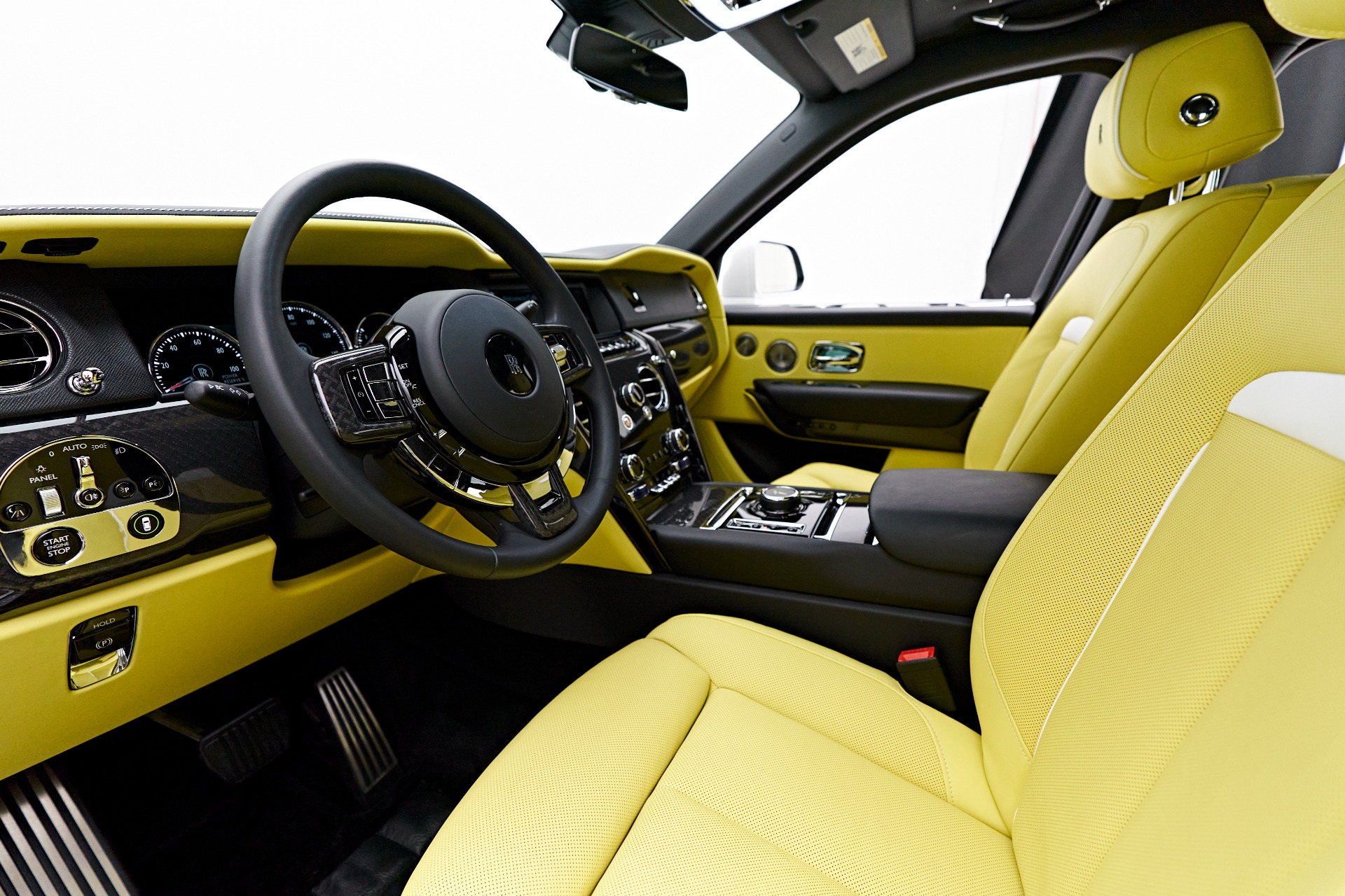 ROLLS ROYCE CULLINAN NOVITEC 2023 FULLY LOADED  VIP MOTORS