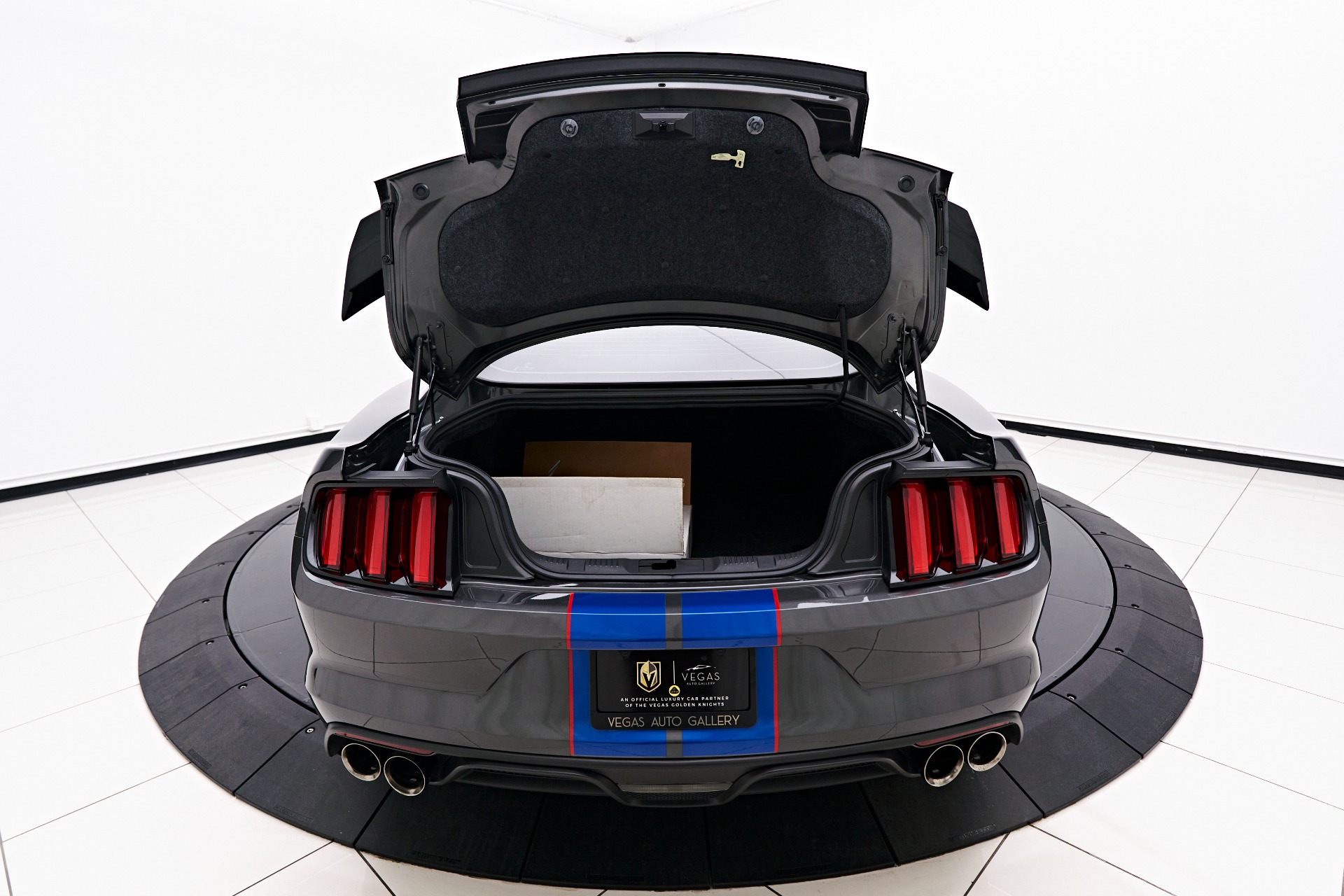 Trunk Lid Kit | FORD MUSTANG SHELBY GT350R 2017 Trunk Lid Kit | FORD MUSTANG SHELBY GT350R 2017