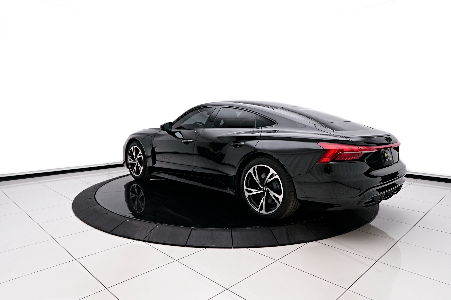 Trunk Ledge Kit | AUDI e-tron GT 2023 Trunk Ledge Kit | AUDI e-tron GT 2023