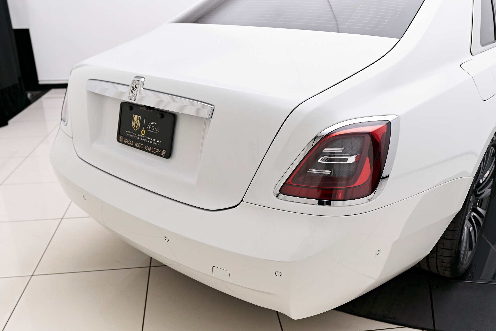 (依頼品) 俺様シークレット様　100チェ2017ver Used 2019 Rolls-Royce Ghost BLACK BADGE ($440,300 MSRP