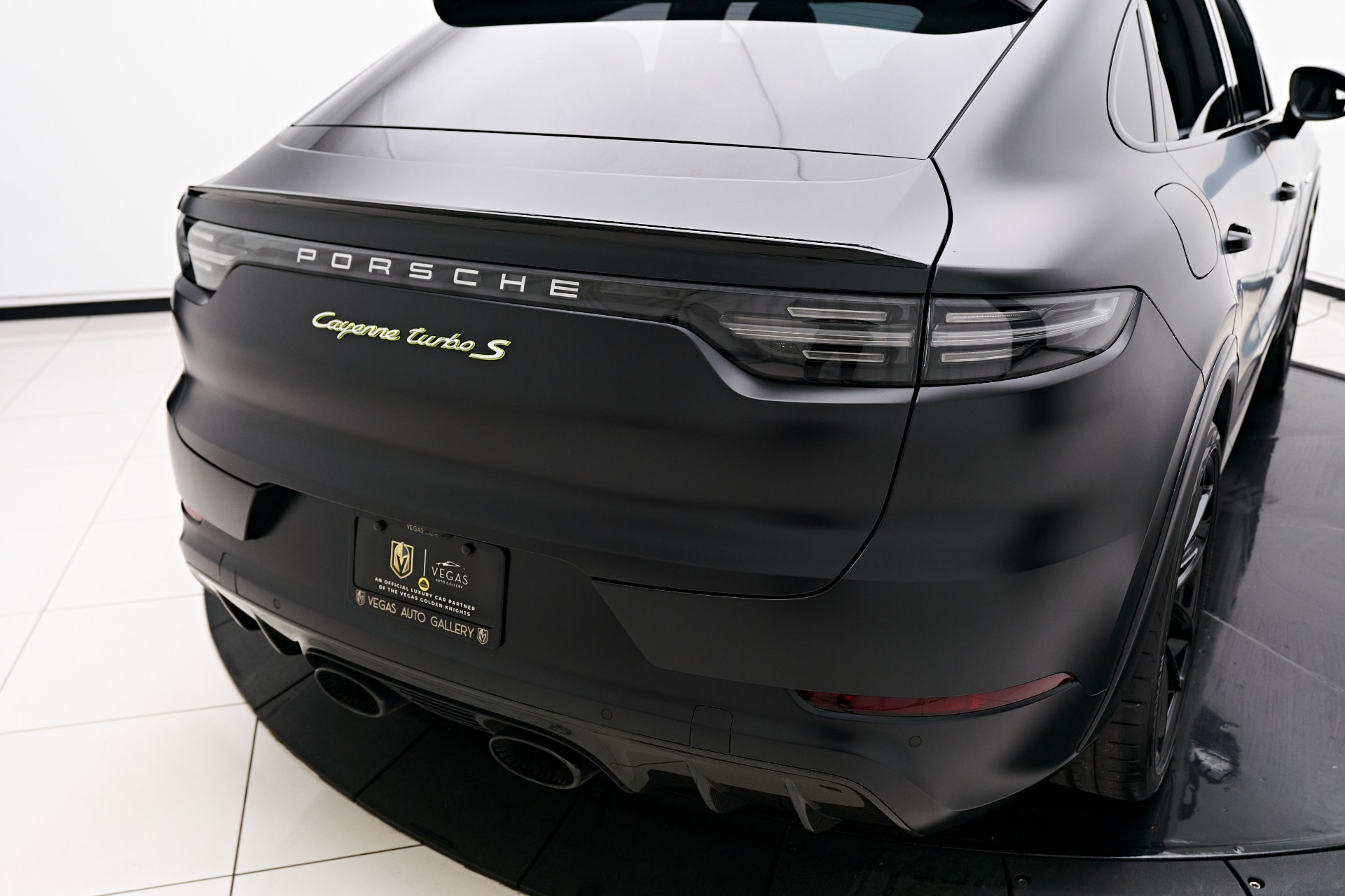 Trunk Ledge Kit | PORSCHE CAYENNE TURBO 2020 Trunk Ledge Kit | PORSCHE CAYENNE TURBO 2020