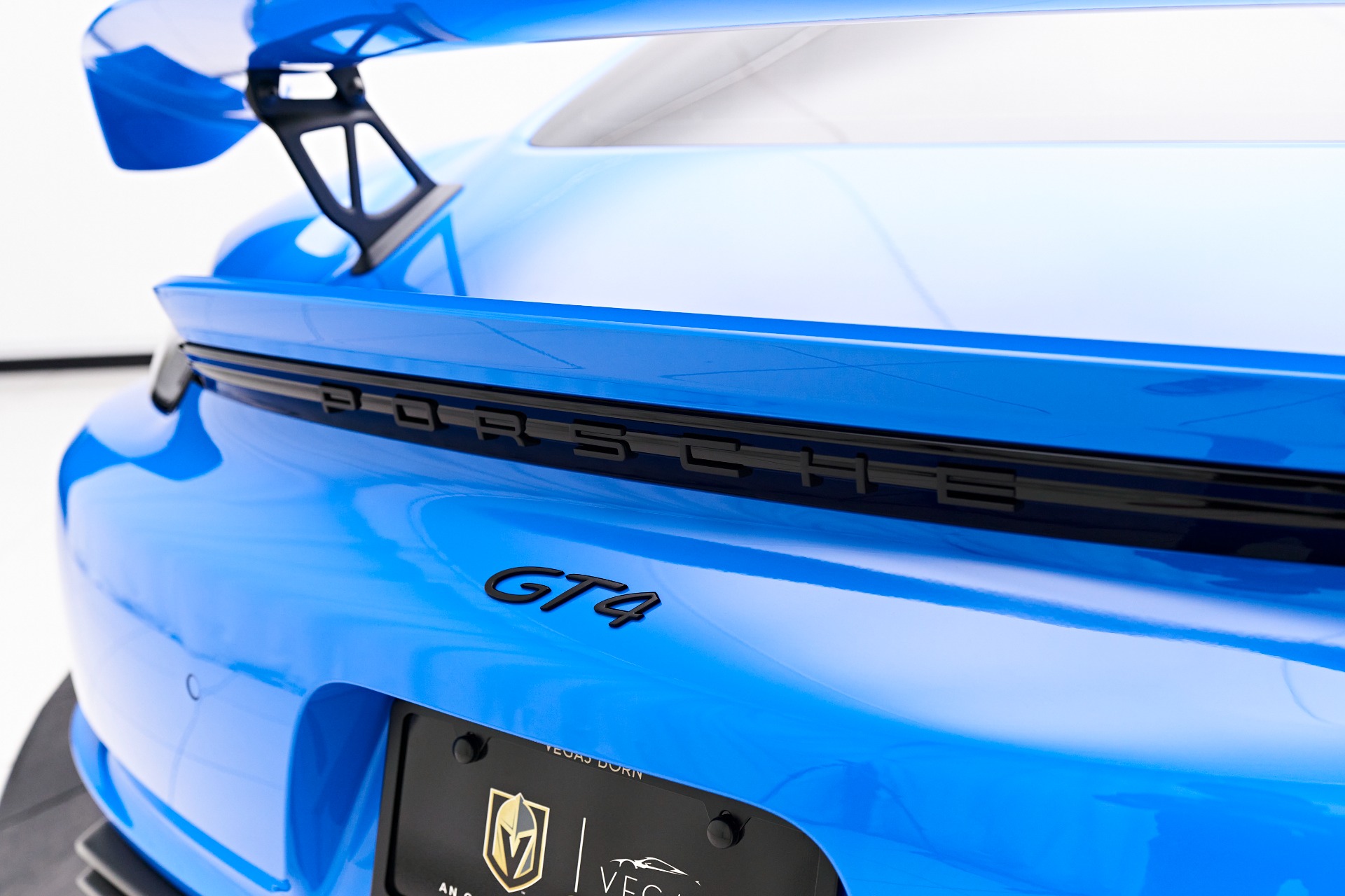 Trunk Lid and Spoiler Kit | PORSCHE 718 CAYMAN 2022 Trunk Lid and Spoiler Kit | PORSCHE 718 CAYMAN 2022