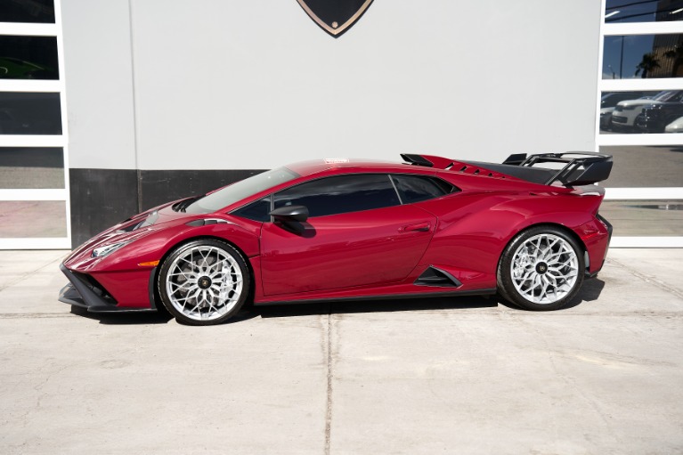 Used 2022 Lamborghini Huracan STO Base for sale Sold at Lotus Las Vegas in Las Vegas NV 89118 4