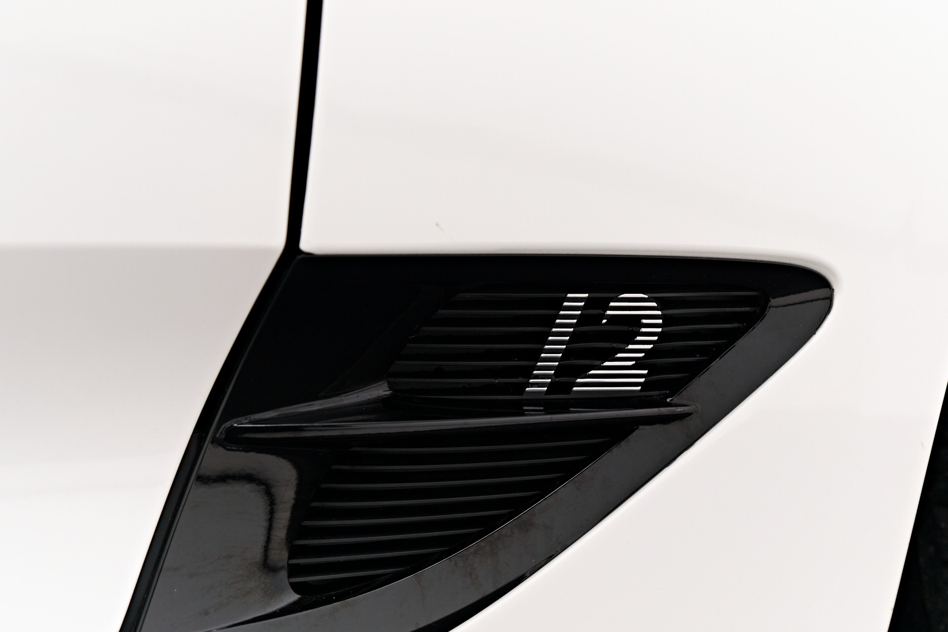 Full Hood & Fender + Mirrors Kit | HYUNDAI VENUE 2022 Full Hood & Fender + Mirrors Kit | HYUNDAI VENUE 2022