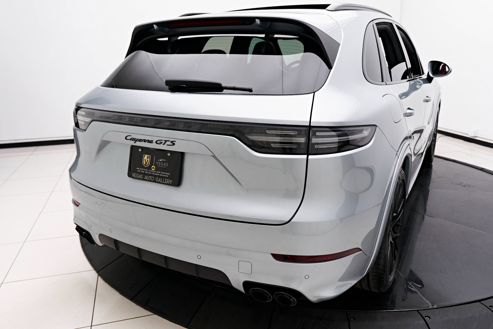 Trunk Ledge Kit | PORSCHE CAYENNE TURBO 2019 Trunk Ledge Kit | PORSCHE CAYENNE TURBO 2019