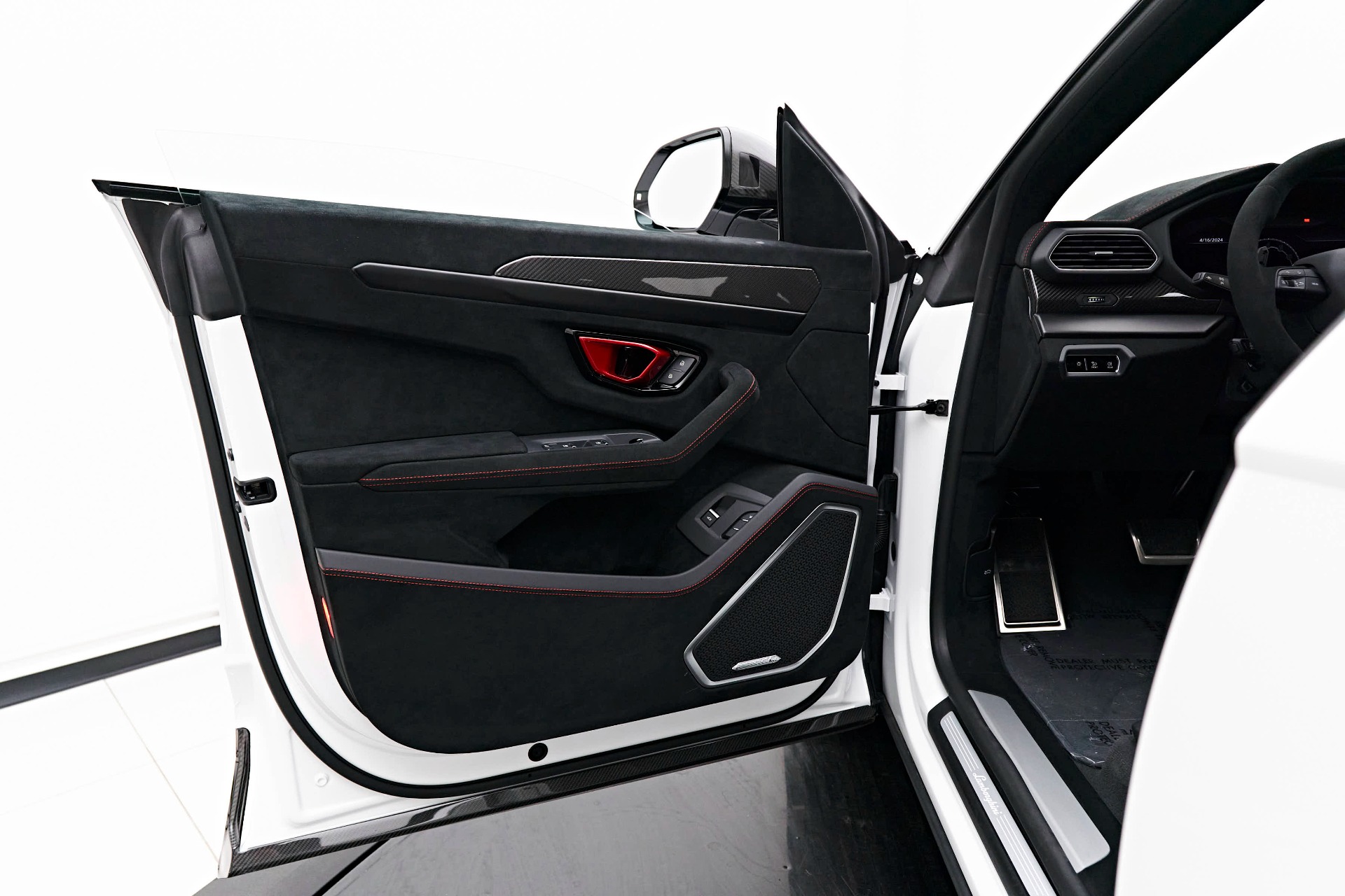 Capa Decorativa Lamborghini Urus - Fibra De Carbono