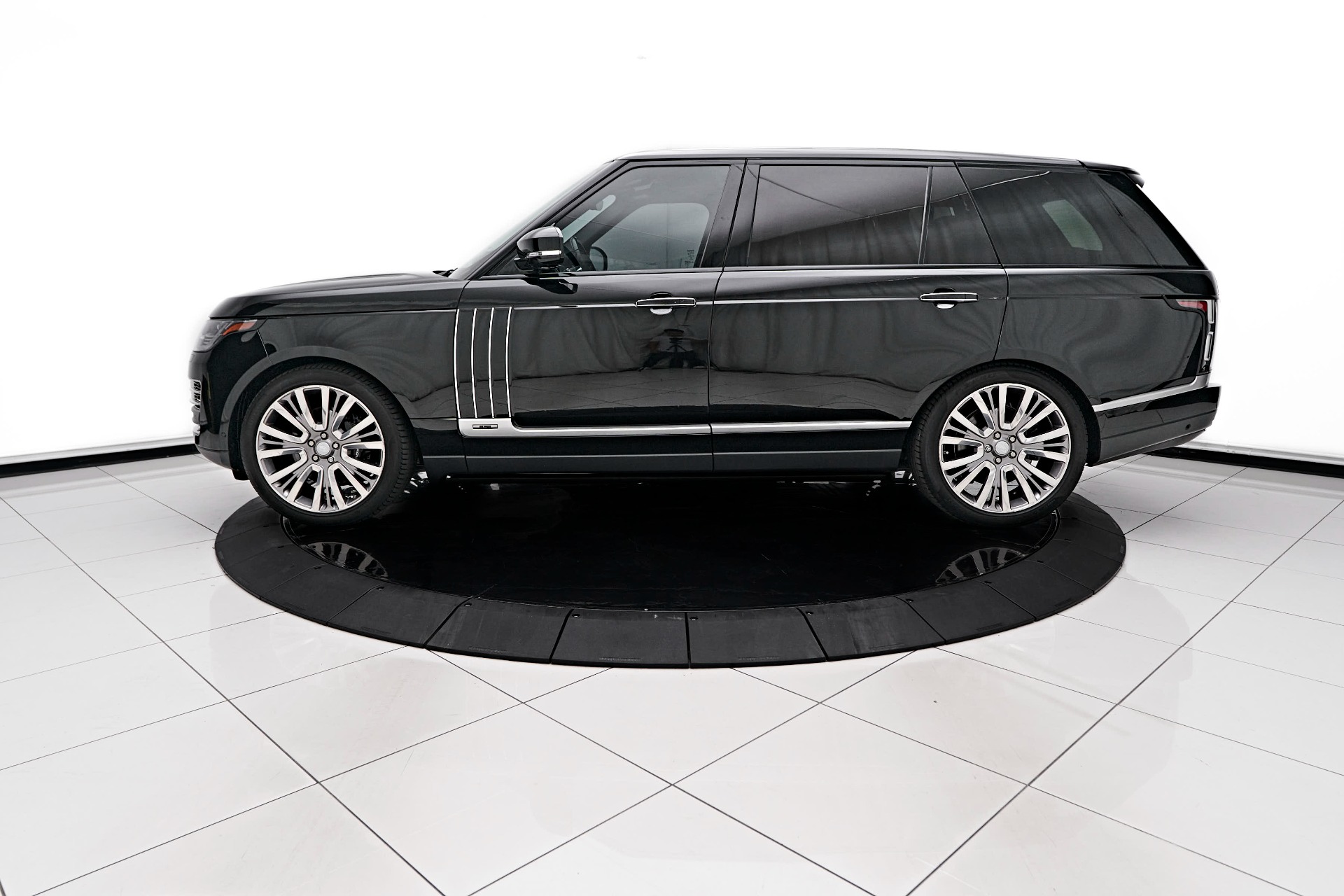Rocker Panel Kit | LAND ROVER RANGE ROVER AUTOBIOGRAPHY LWB 2021