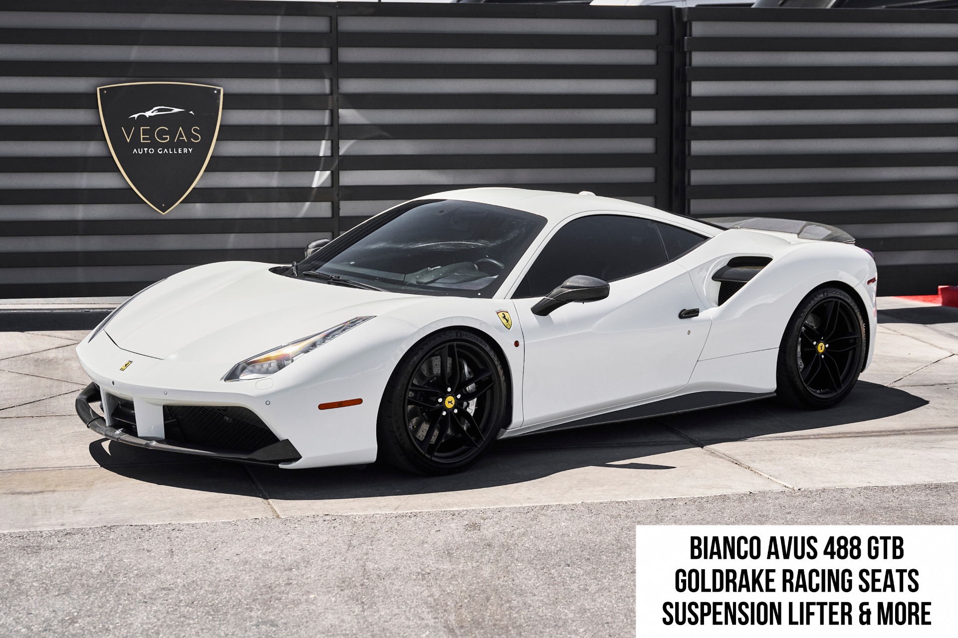 2017 Ferrari 488 -'s photo