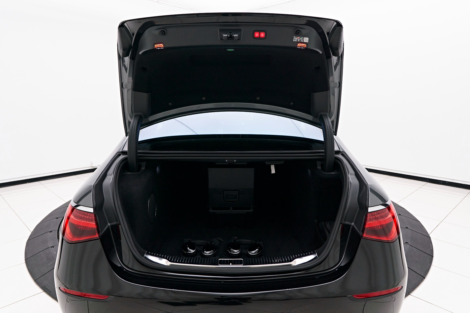 Trunk Ledge Kit | MERCEDES BENZ MAYBACH S-CLASS 2019