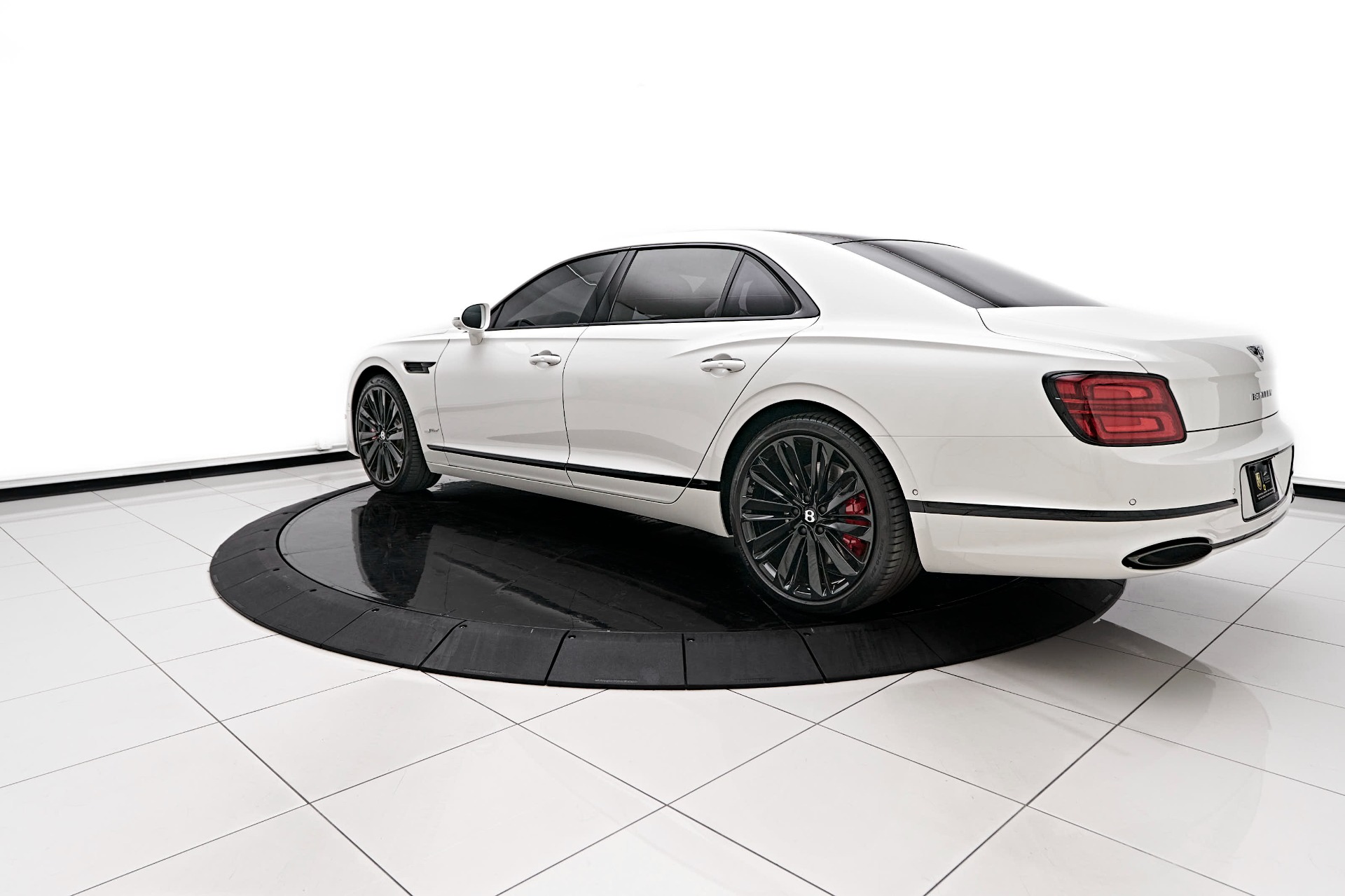 X23GSB55 GT-SPEED BLACK(Used 2023 Bentley Flying Spur Speed X23GSB55 GT-SPEED BLACK(Used 2023 Bentley Flying Spur Speed