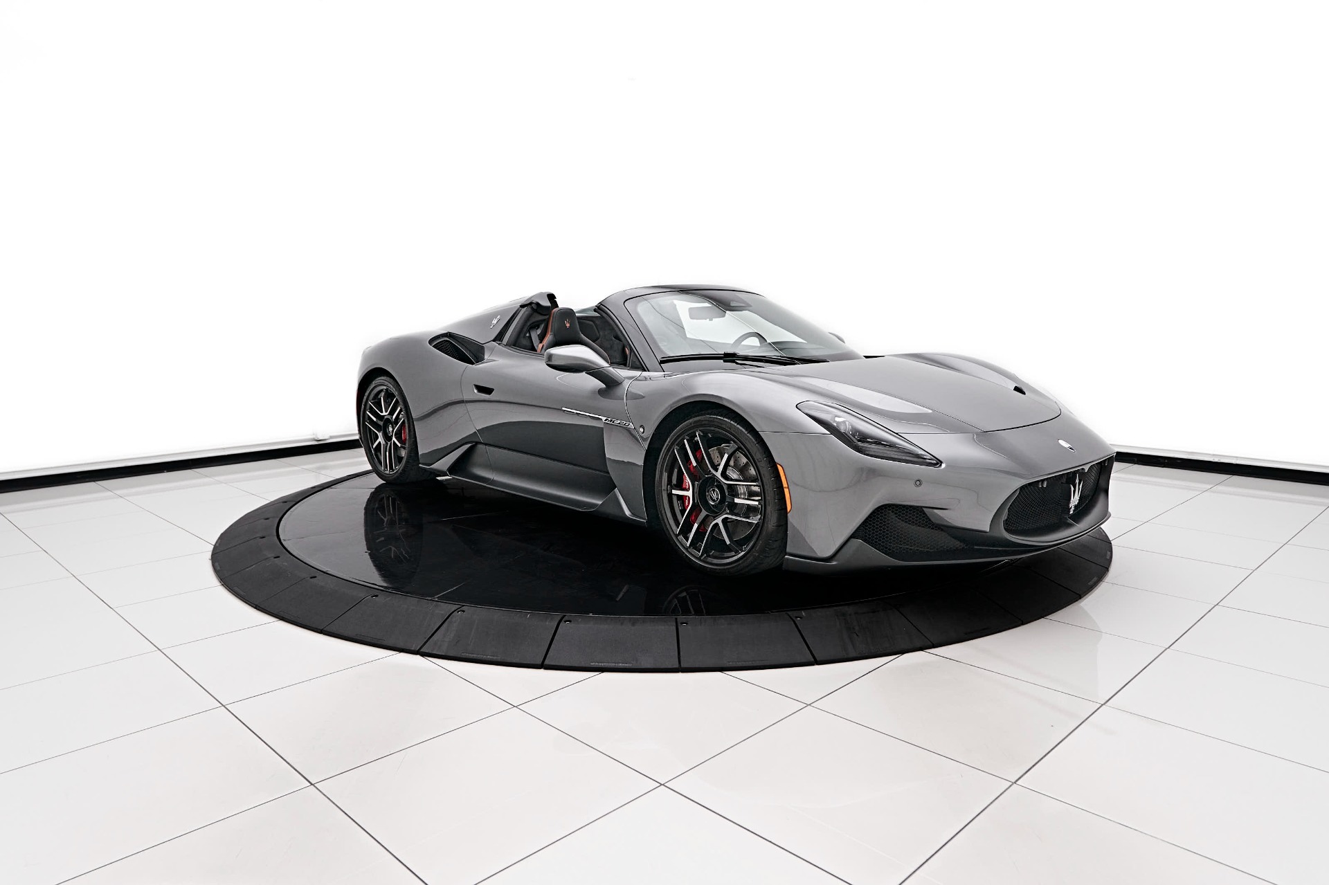 Used-2024-Maserati-MC20-