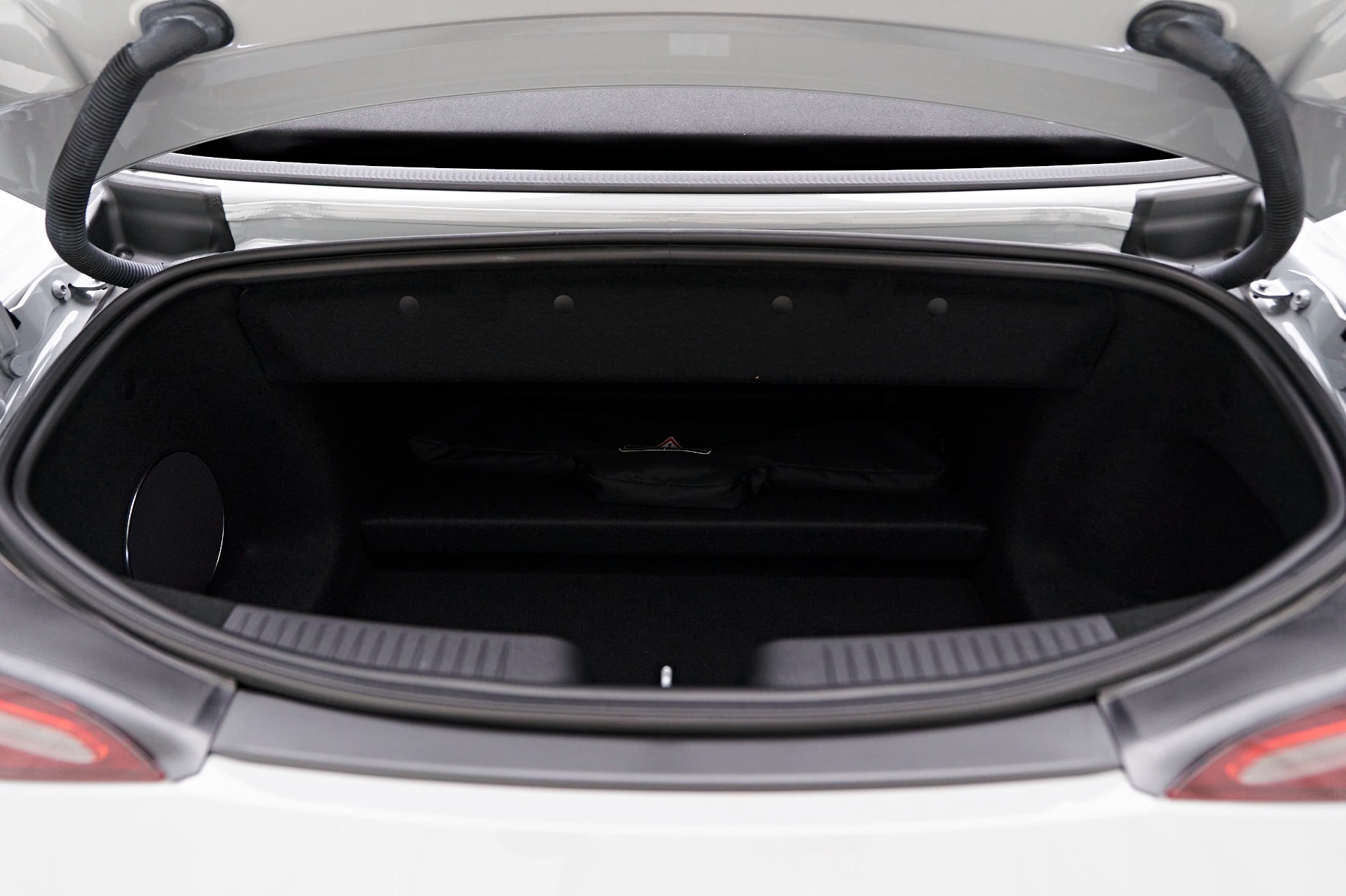 Trunk Ledge Kit | MERCEDES BENZ SL ROADSTER 2018 Trunk Ledge Kit | MERCEDES BENZ SL ROADSTER 2018