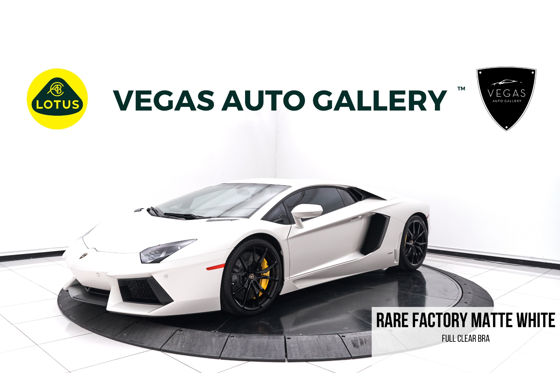 2015 LAMBORGHINI AVENTADOR LP 700-4 ROADSTER - Vehicle