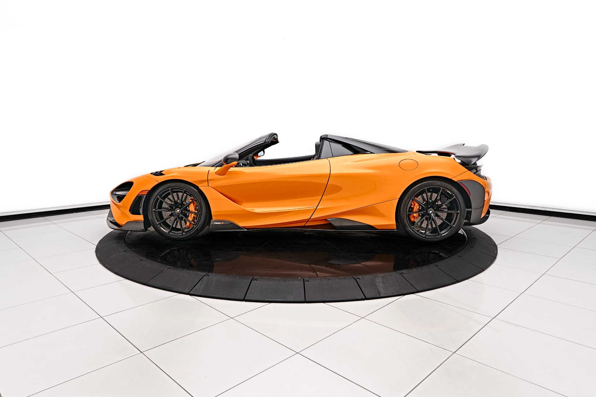 ラムタス出品 Used 2022 McLaren 765LT Base For Sale (Sold) | Lotus Las