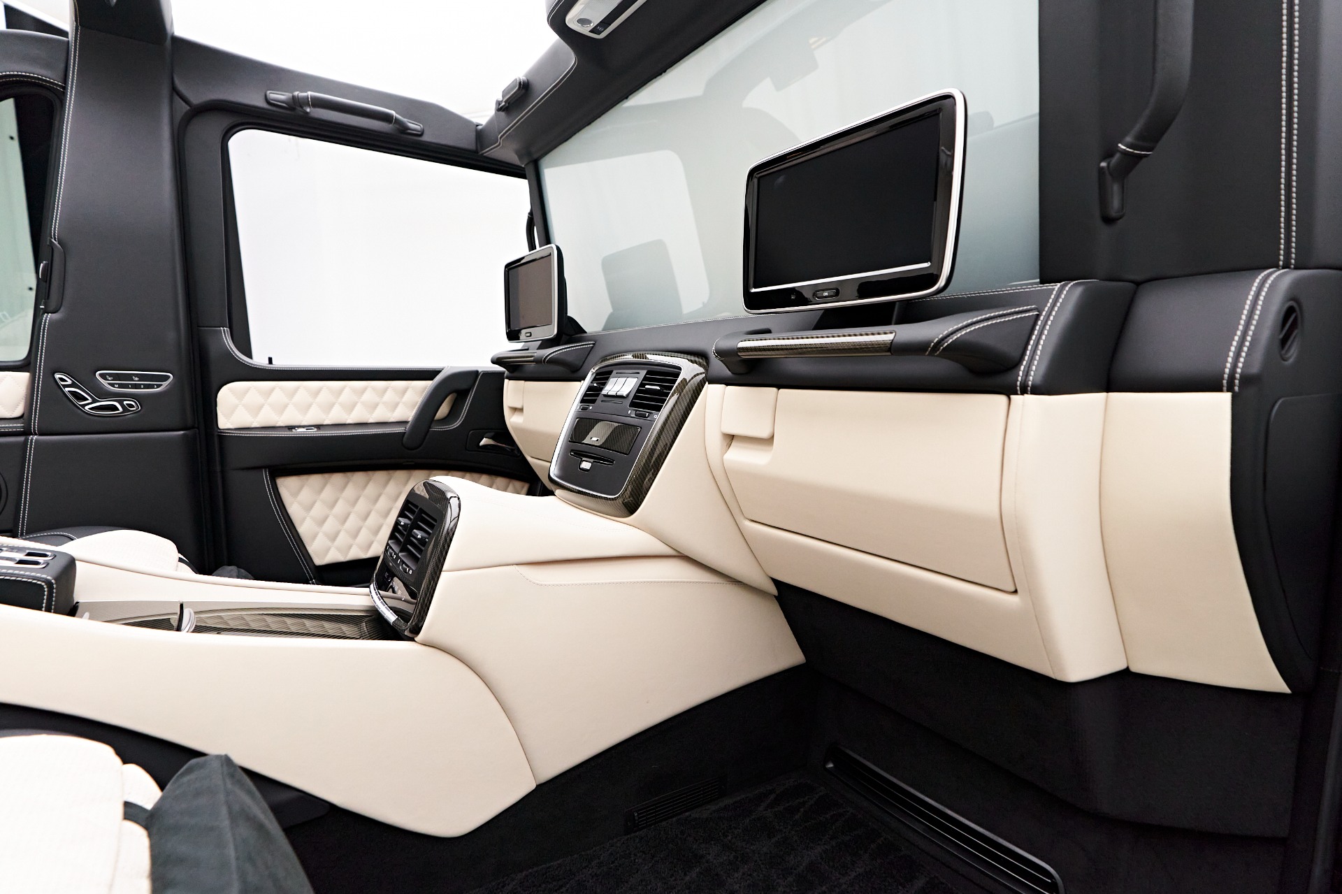GRAY(グレイ)ＱＵＡＤＲＡ (クアドラ) 17-18モデル 163 Used 2018 Mercedes-Benz G-Class G 65 AMG For Sale (Sold
