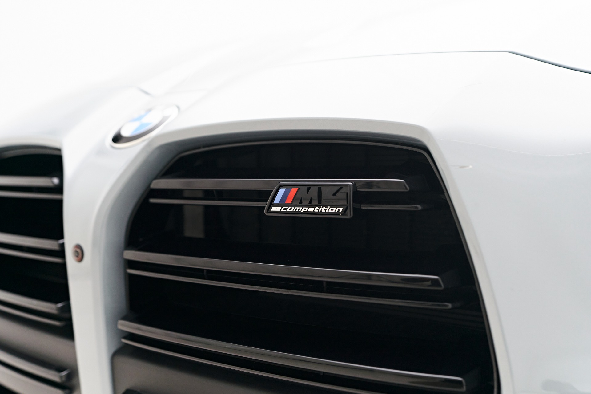 Full Hood & Fender + Mirror Kit | BMW iX SHADOWLINE 2024 Full Hood & Fender + Mirror Kit | BMW iX SHADOWLINE 2024