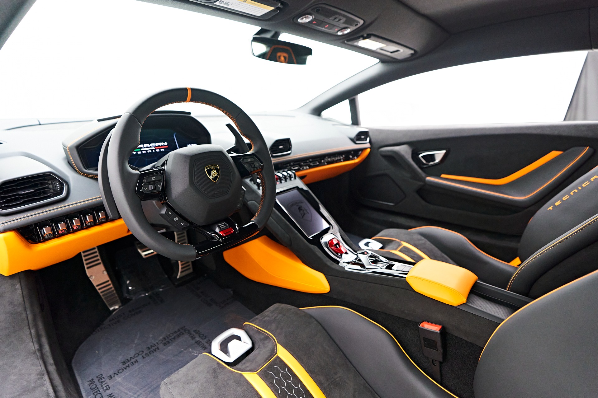 2024 Lamborghini Huracan Interior