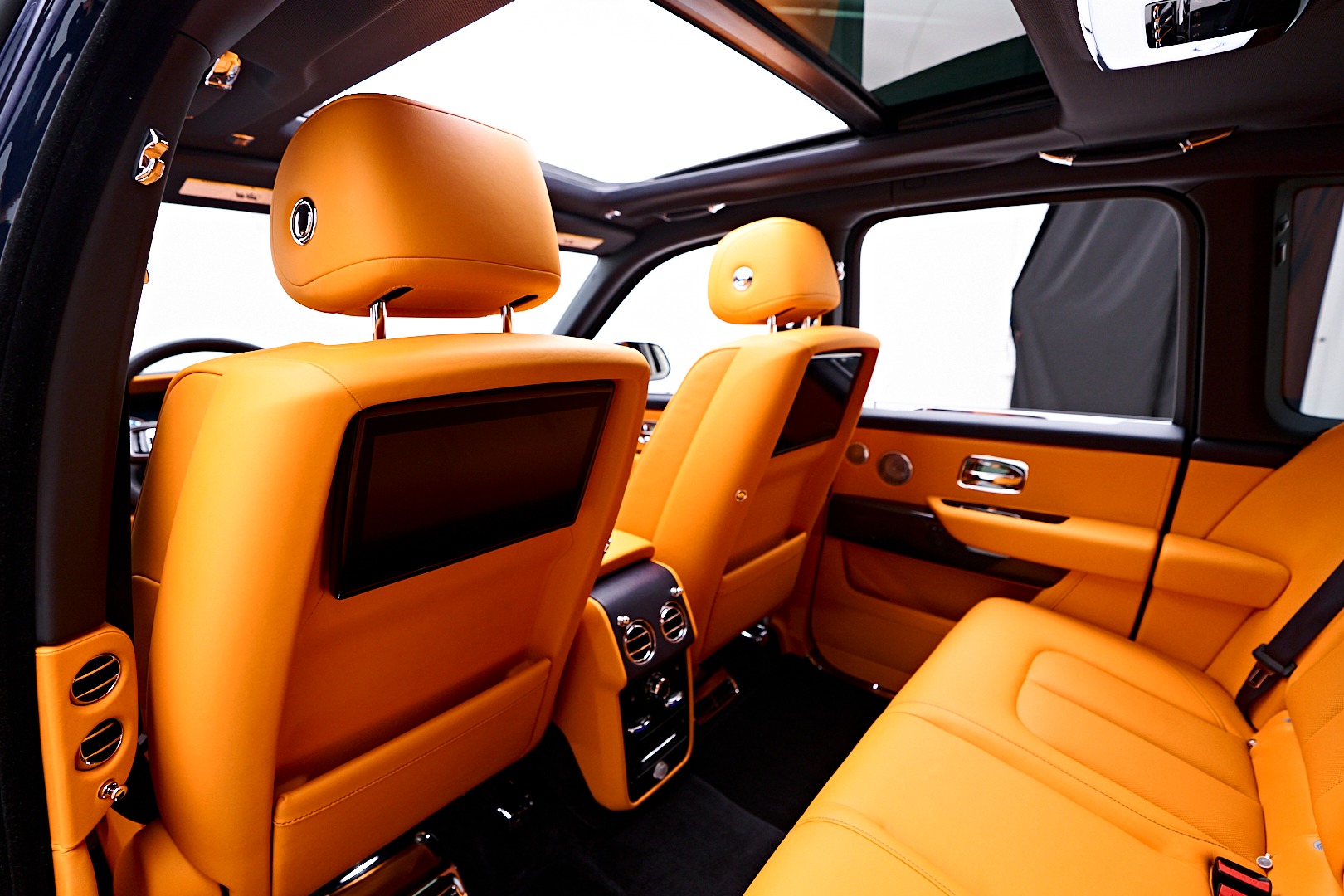 Used 2023 Rolls-Royce Cullinan Black Badge For Sale (Sold