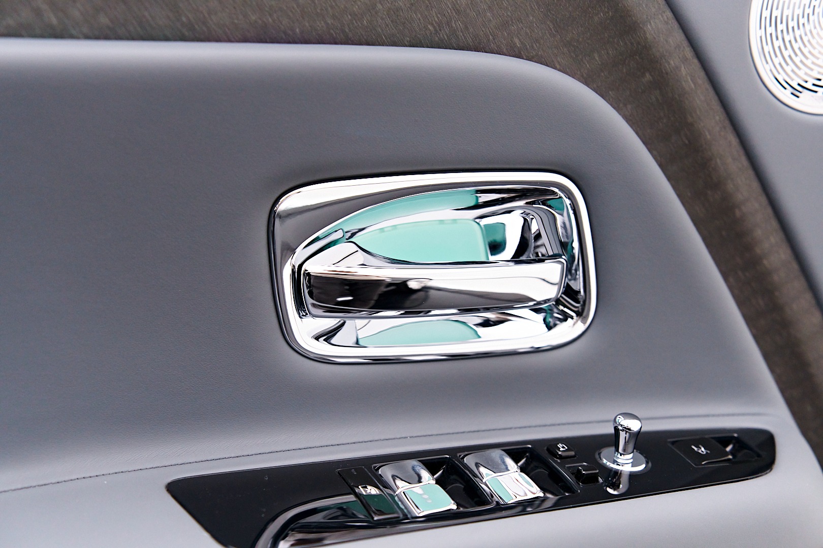 Used 2024 Rolls-Royce Spectre 1016 Industries Bespoke Kit Used 2024 Rolls-Royce Spectre 1016 Industries Bespoke Kit
