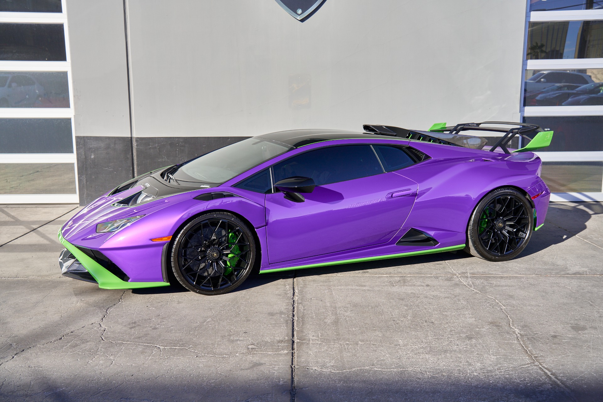 tuyaロエベカフス Used 2022 Lamborghini Huracan STO Base For Sale (Sold