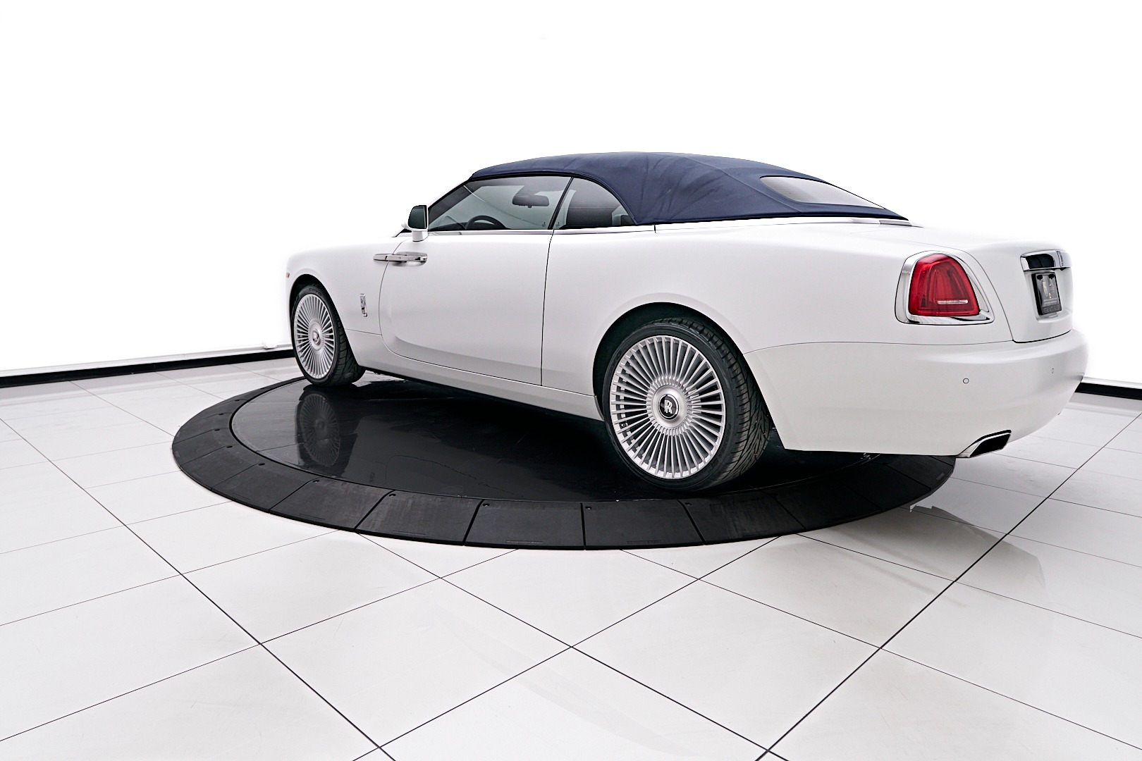 ロールスロイス ドーン キー ボックス ROLLS-ROYCE Dawn Used 2018 Rolls-Royce Dawn Base For Sale (Sold) | Lotus Las Vegas