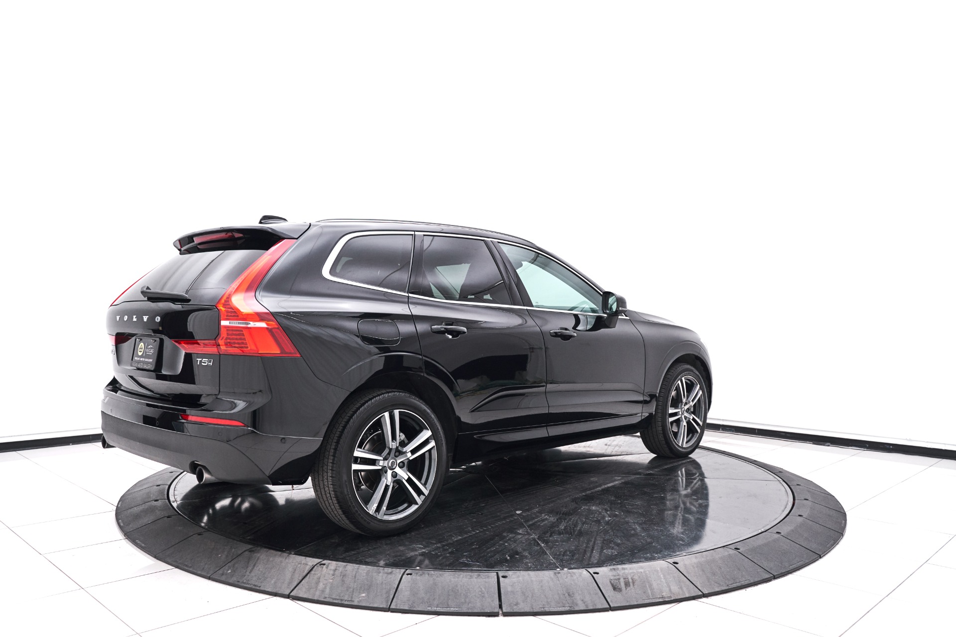 Bumper kit | VOLVO XC60 MOMENTUM 2018 Bumper kit | VOLVO XC60 MOMENTUM 2018