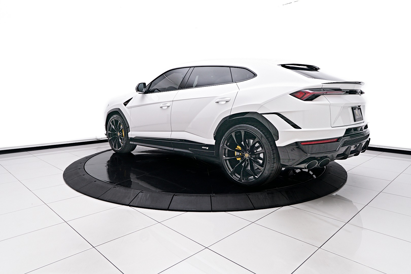 【本日限定で3万値下げ】Lamborghini Urus 1/18 ウルス lambo056a.jpg