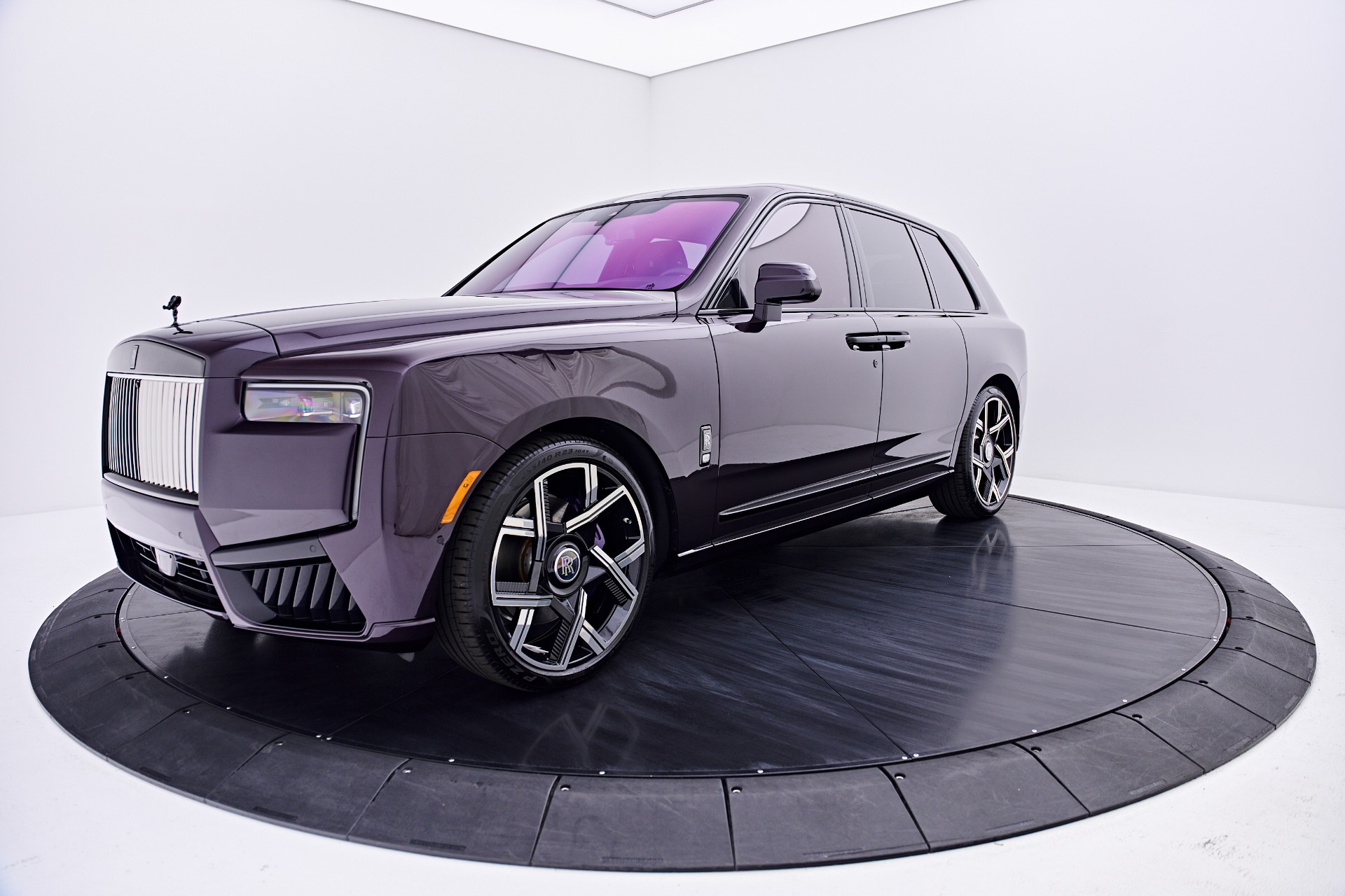 2025 Rolls-Royce Cullinan Black Badge - Photo 11