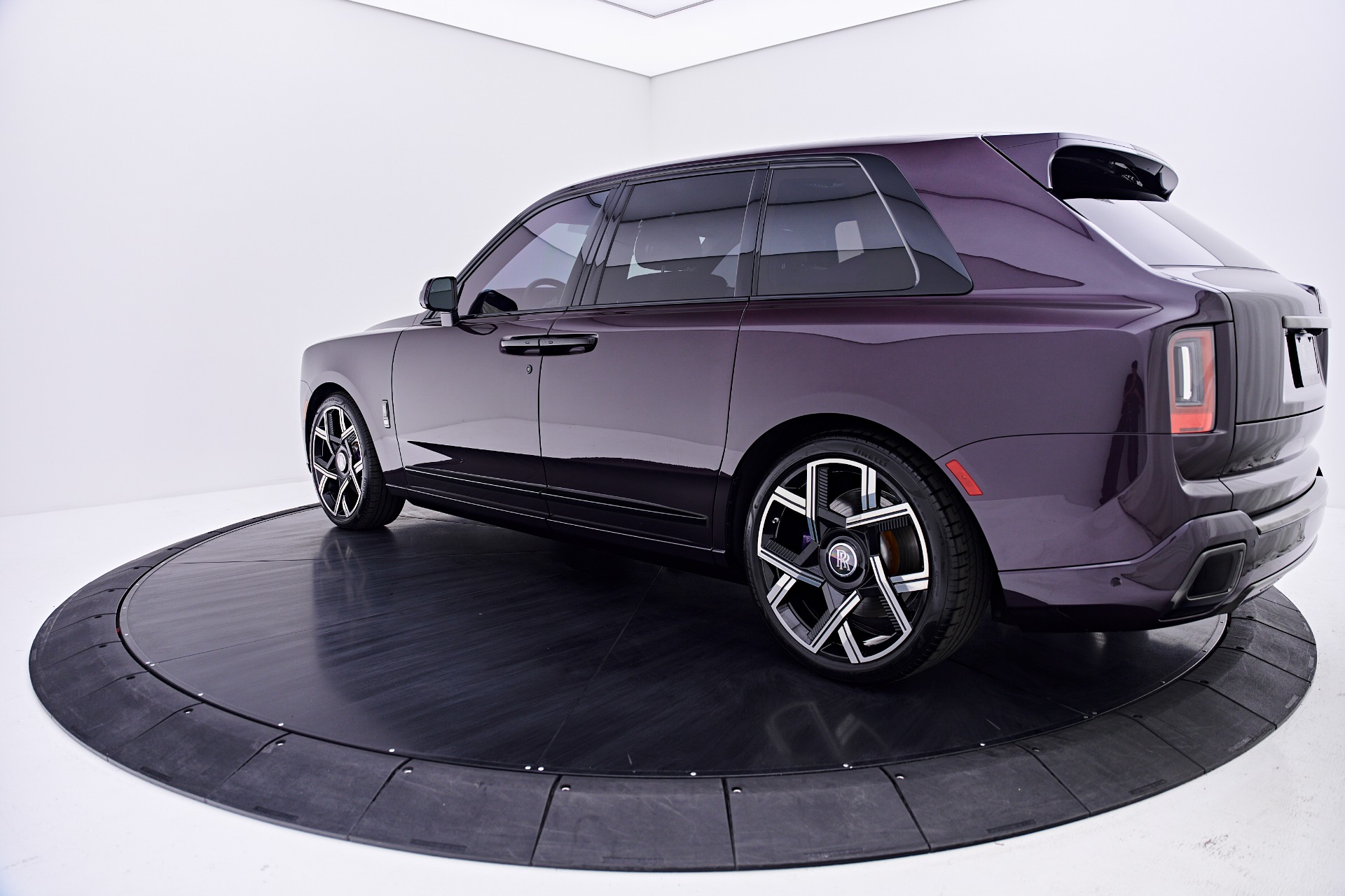 2025 Rolls-Royce Cullinan Black Badge - Photo 13