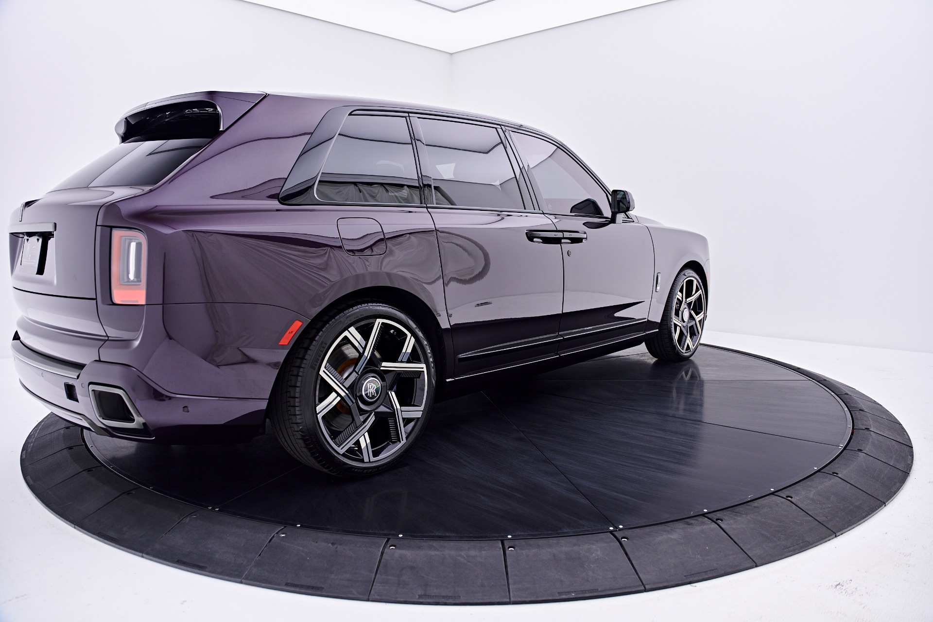 2025 Rolls-Royce Cullinan Black Badge - Photo 15
