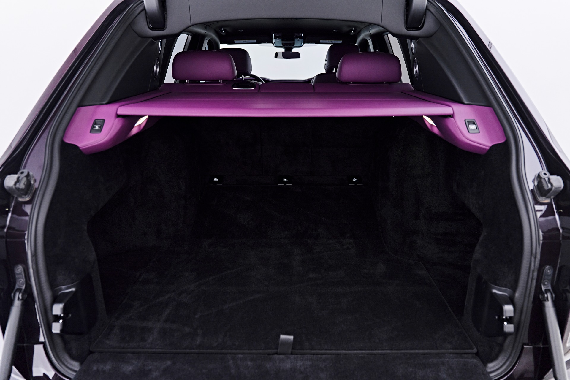2025 Rolls-Royce Cullinan Black Badge - Photo 28