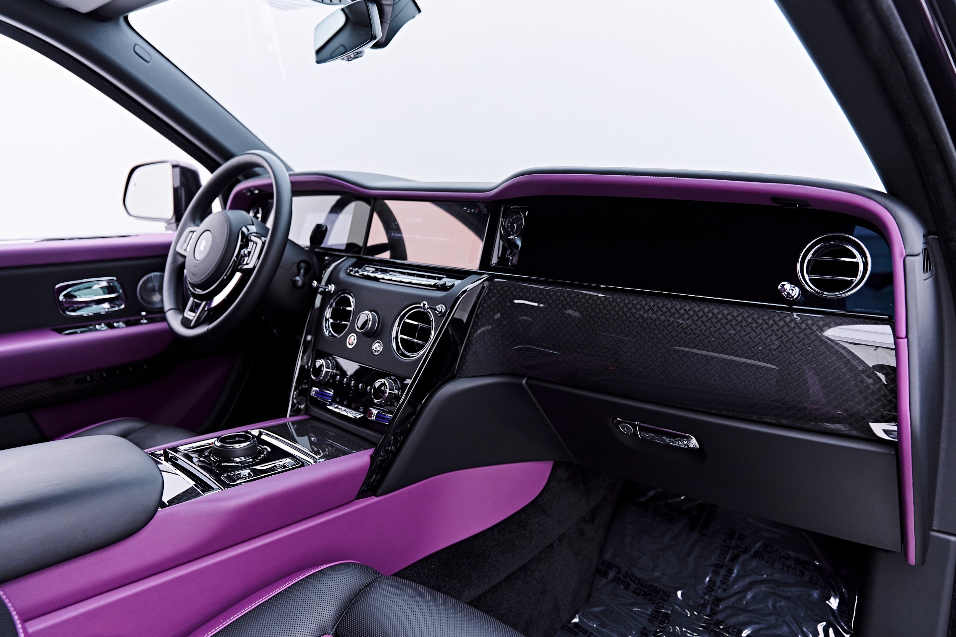 2025 Rolls-Royce Cullinan Black Badge - Photo 53