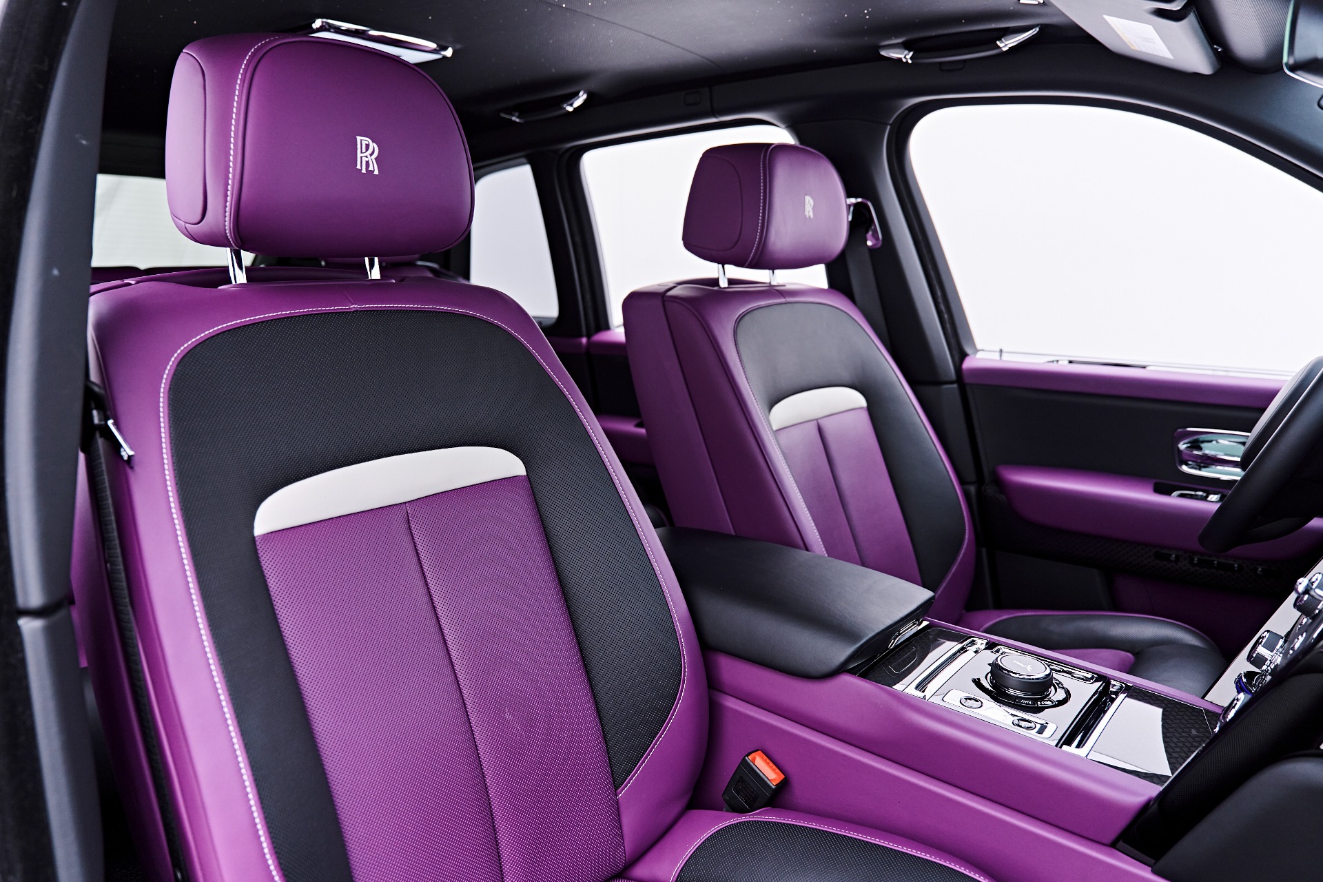 2025 Rolls-Royce Cullinan Black Badge - Photo 54