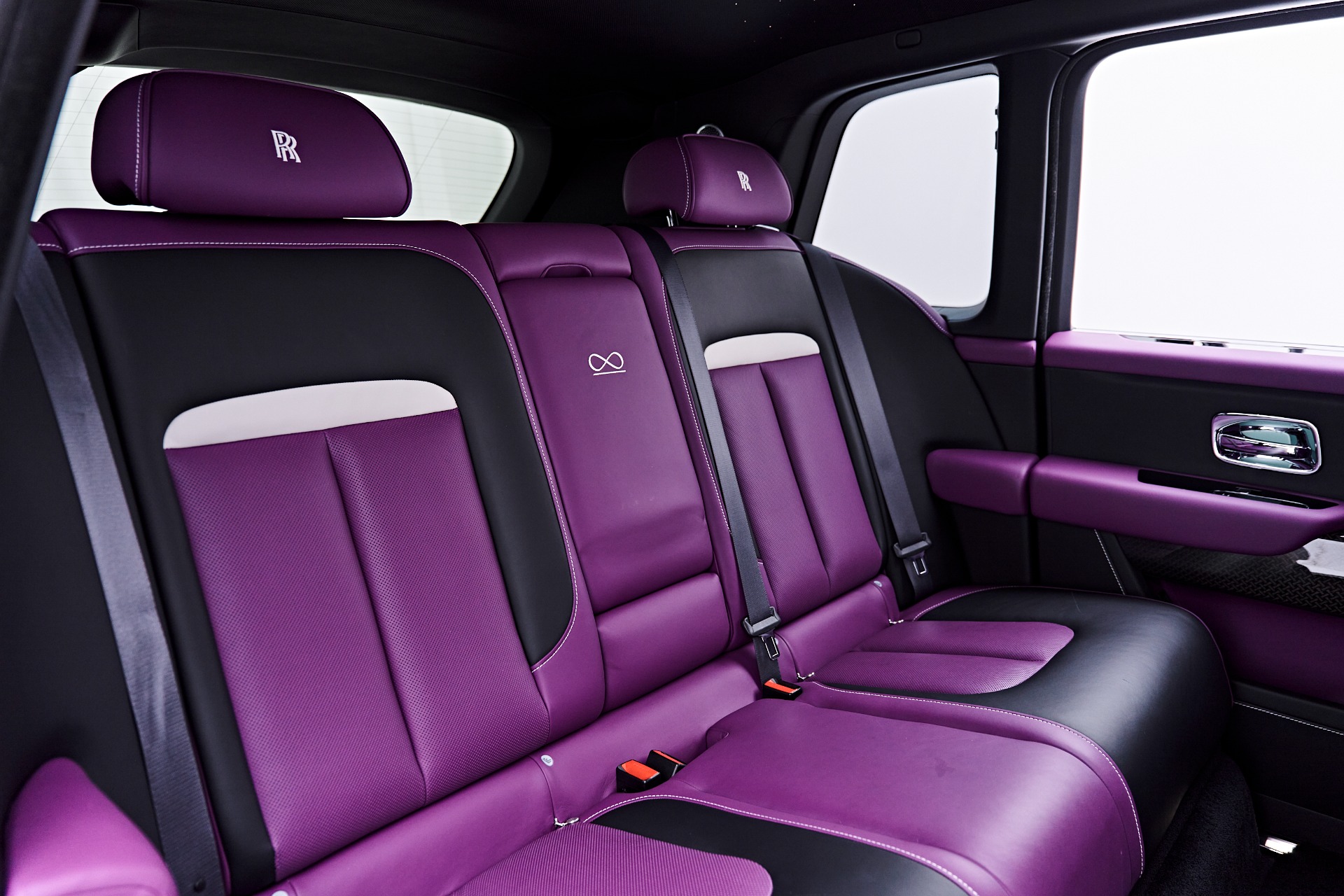 2025 Rolls-Royce Cullinan Black Badge - Photo 55