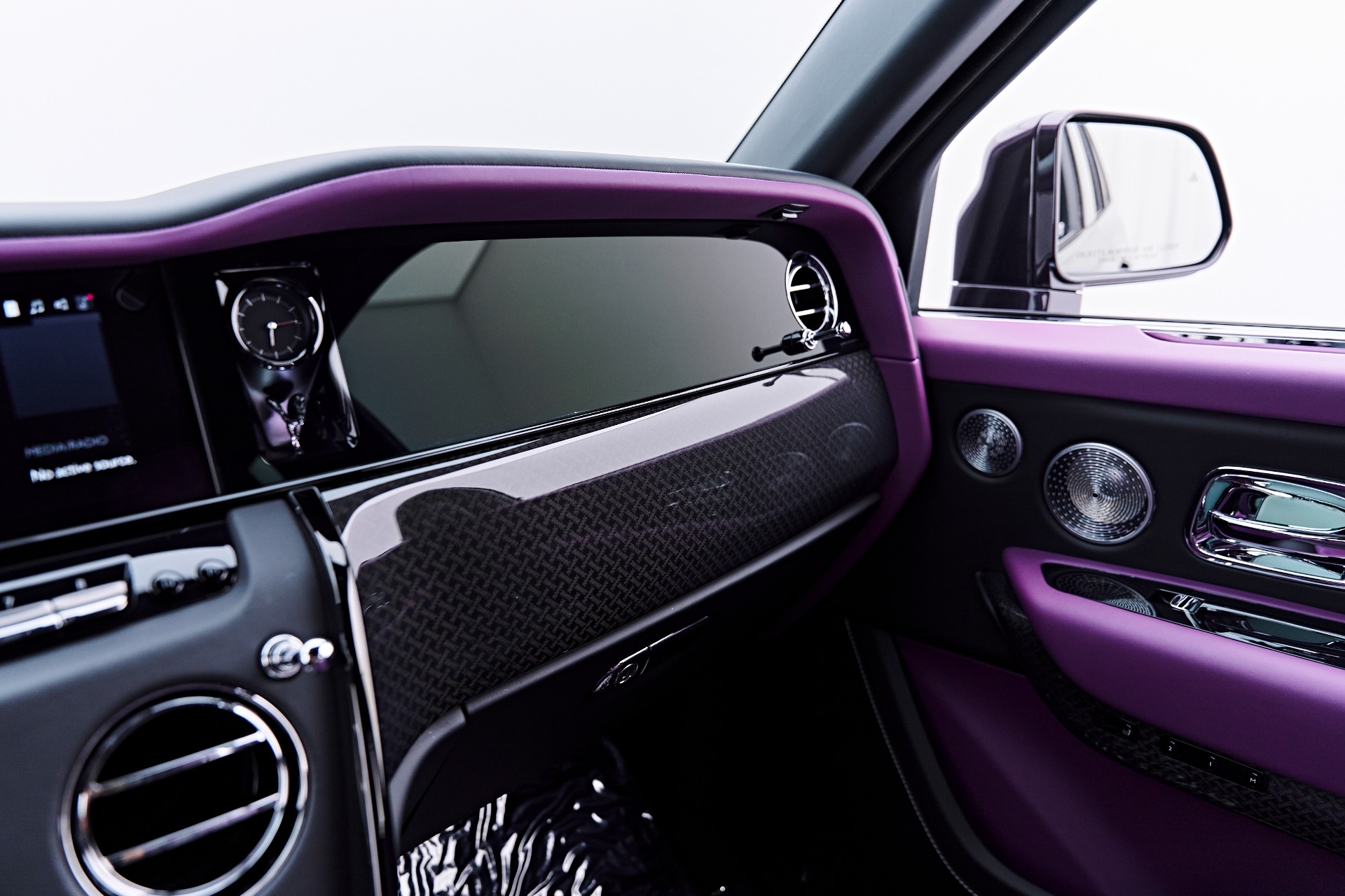 2025 Rolls-Royce Cullinan Black Badge - Photo 90