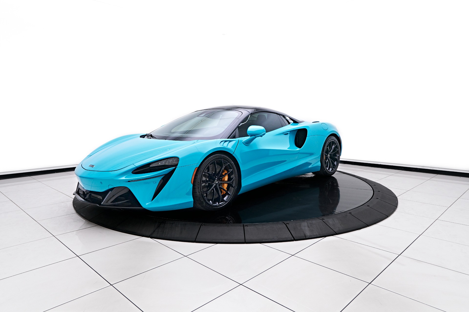 Used-2025-McLaren-Artura-