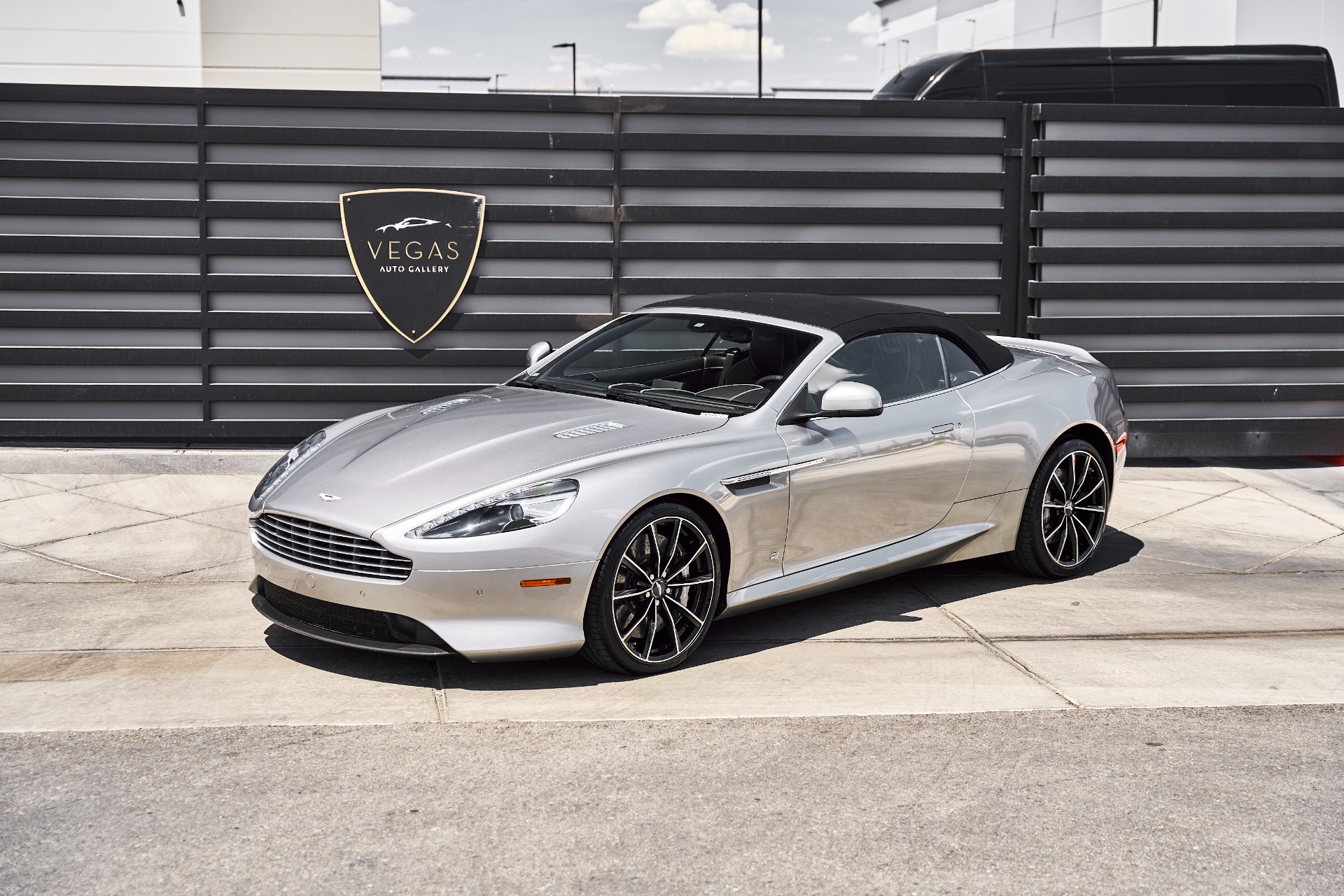 2016 Aston Martin DB9 GT