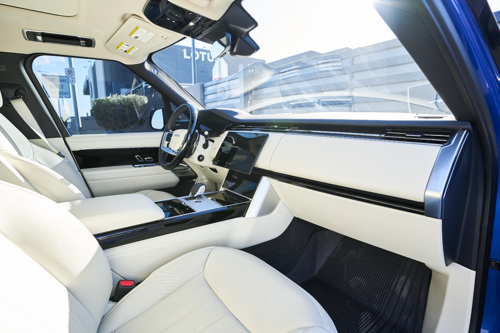 Used 2025 Land Rover Range Rover SE For Sale (Sold) | Lotus Las